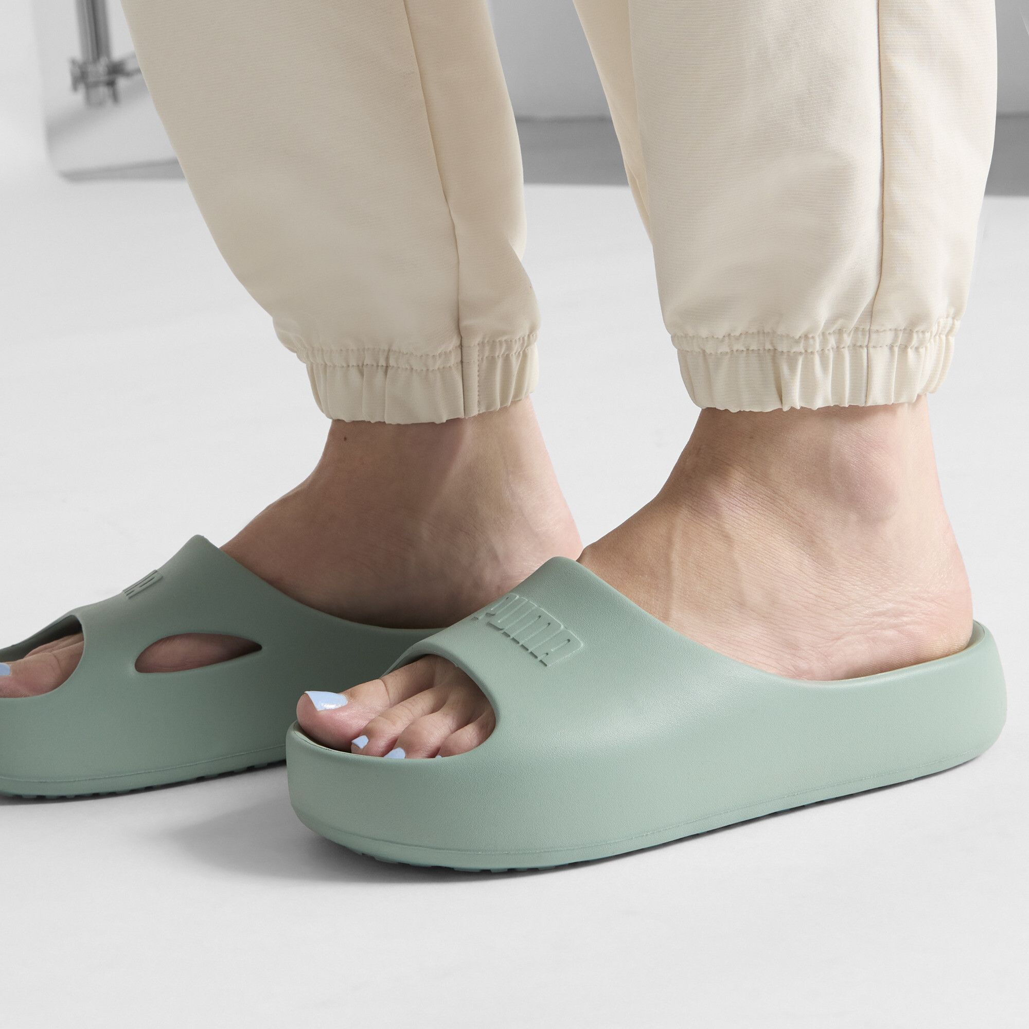 Шлепанцы женские Puma Shibusa 389082-12 37 (4 UK) зеленые фото 7