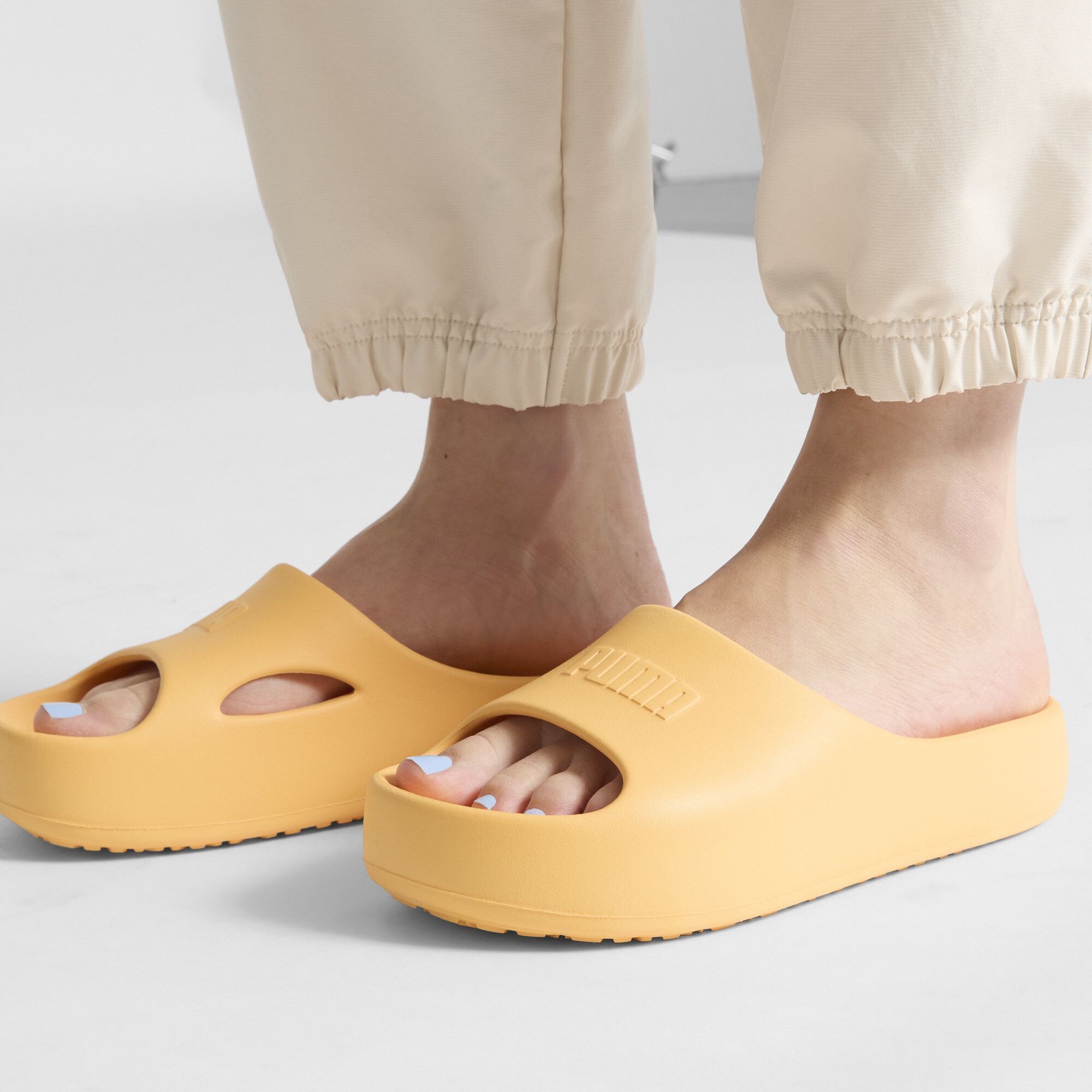 Шлепанцы женские Puma Shibusa 389082-13 37 (4 UK) оранжевые фото 7