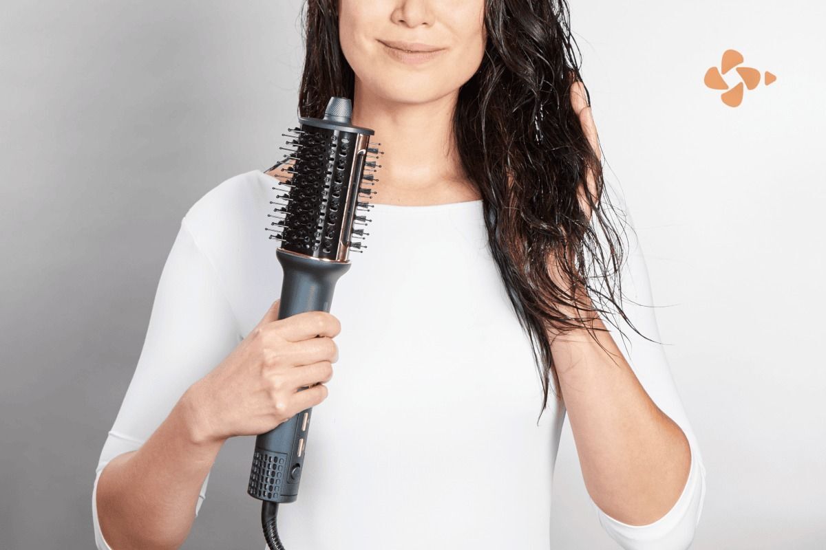 Фен-щітка Rowenta Air Brush 3D UB9720E0фото