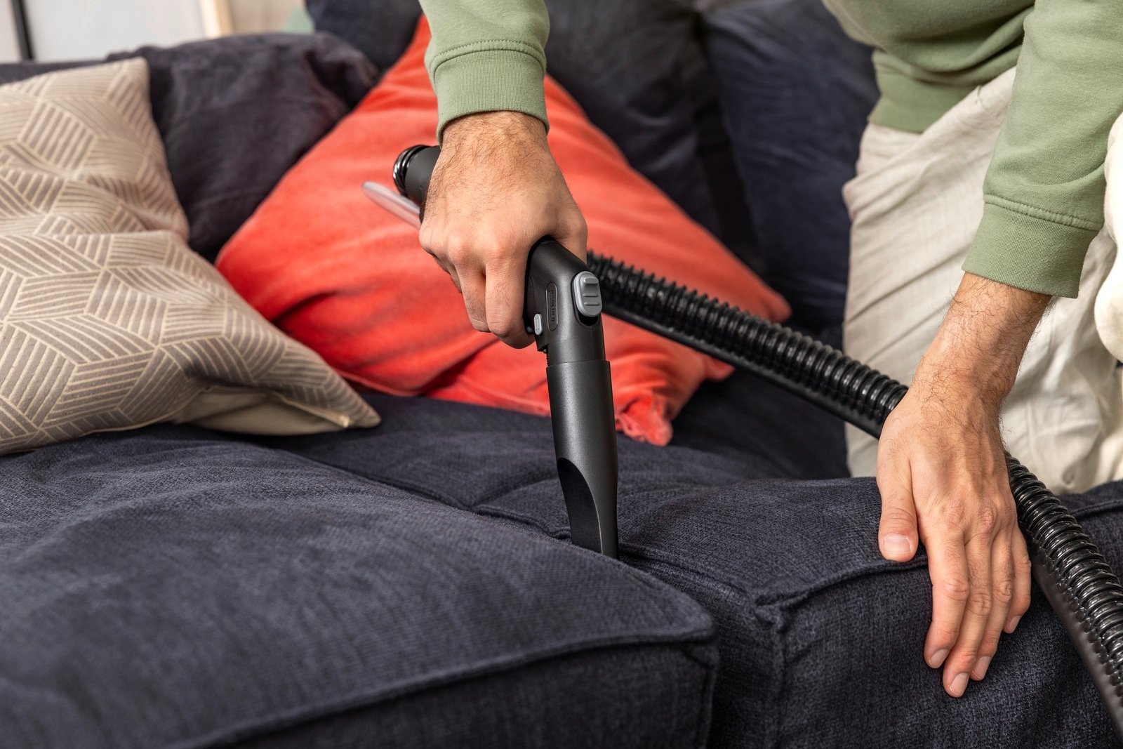 Пылесос моющий Karcher SE 4 (1.081-150.0) фото 8