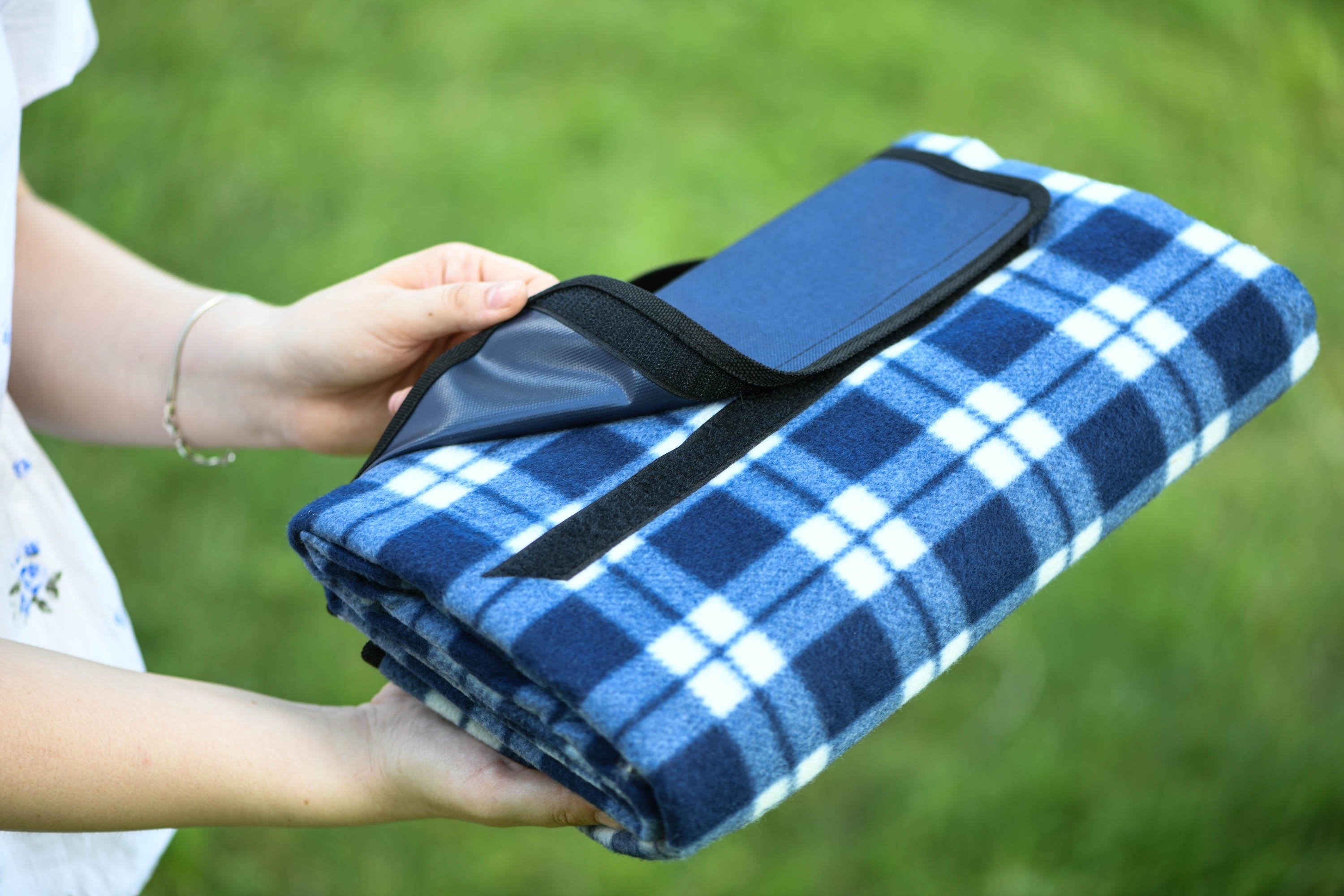 Плед ARDESTO Picnic 130х170см, 100% полиэстер, клеточка синий (ART0916BC) фото 9