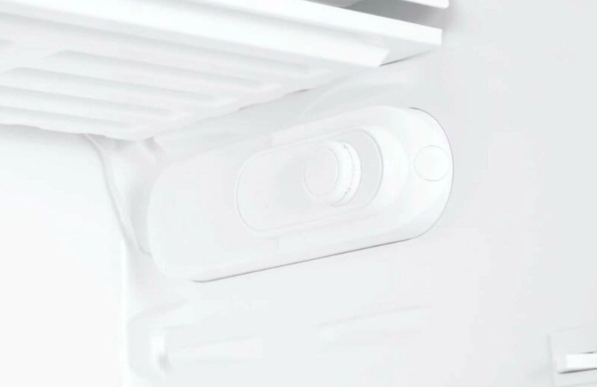 Холодильник Candy COHS45EWфото