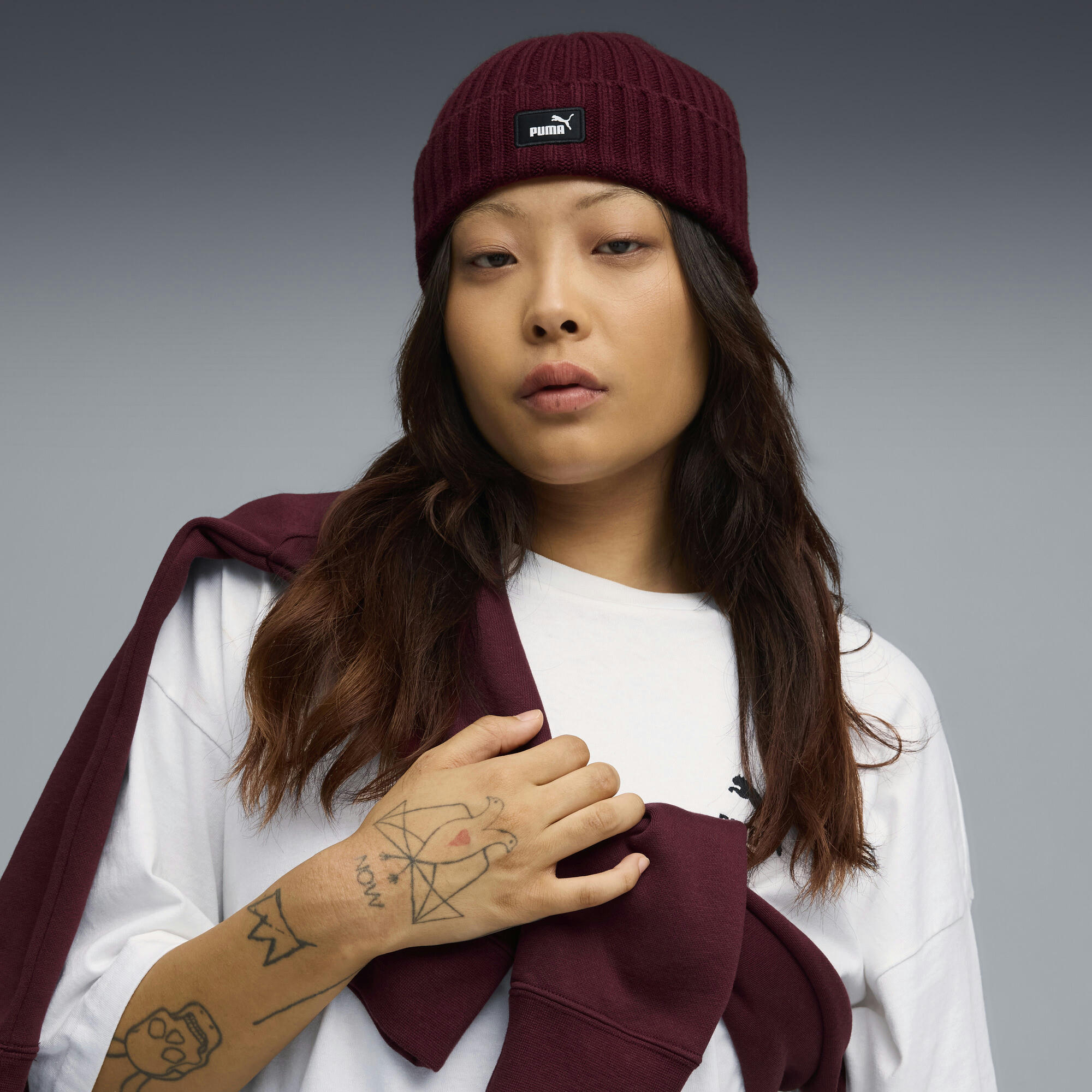 Шапка Puma Ess Fisherman Beanie 026401-02 красная фото 4