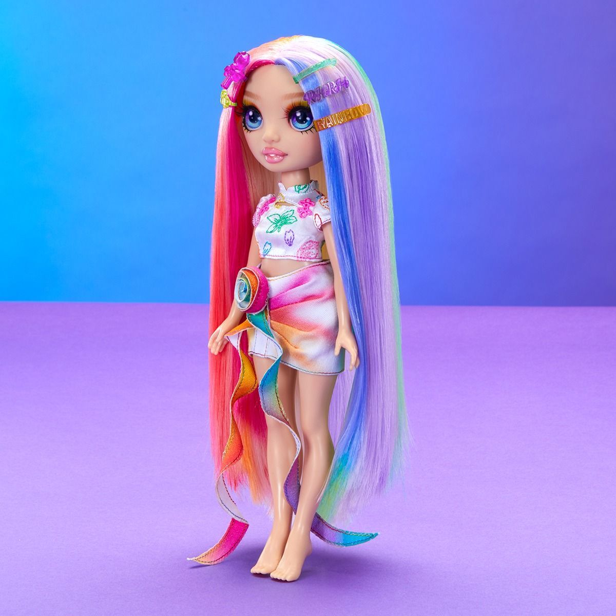 Игровой набор с куклой Rainbow High серии "Мел для волос и стиль" – Амая (526780) фото 