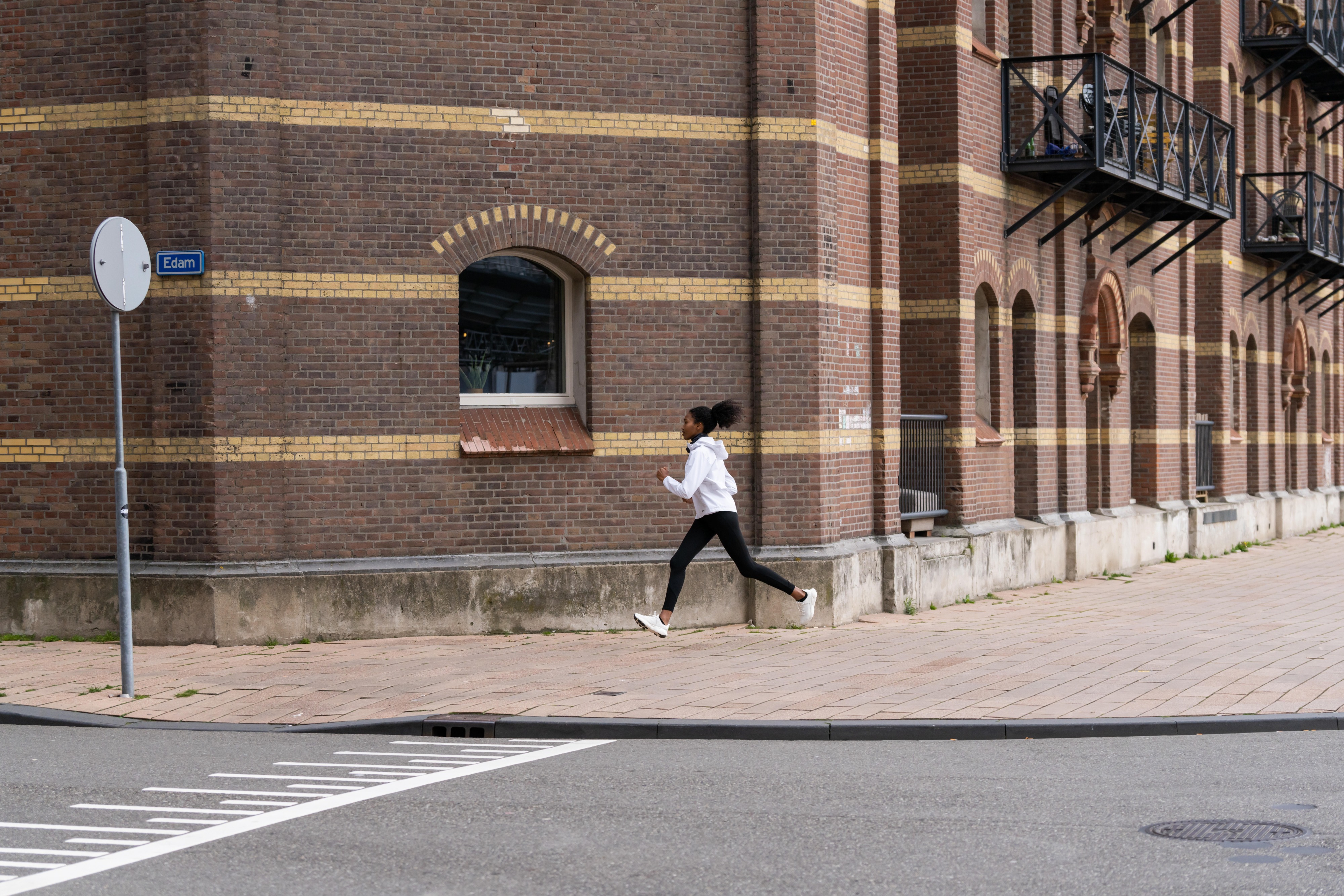 Дождевик женский для бега Kalenji Run Rain 100 8853513 2XL белый фото 10