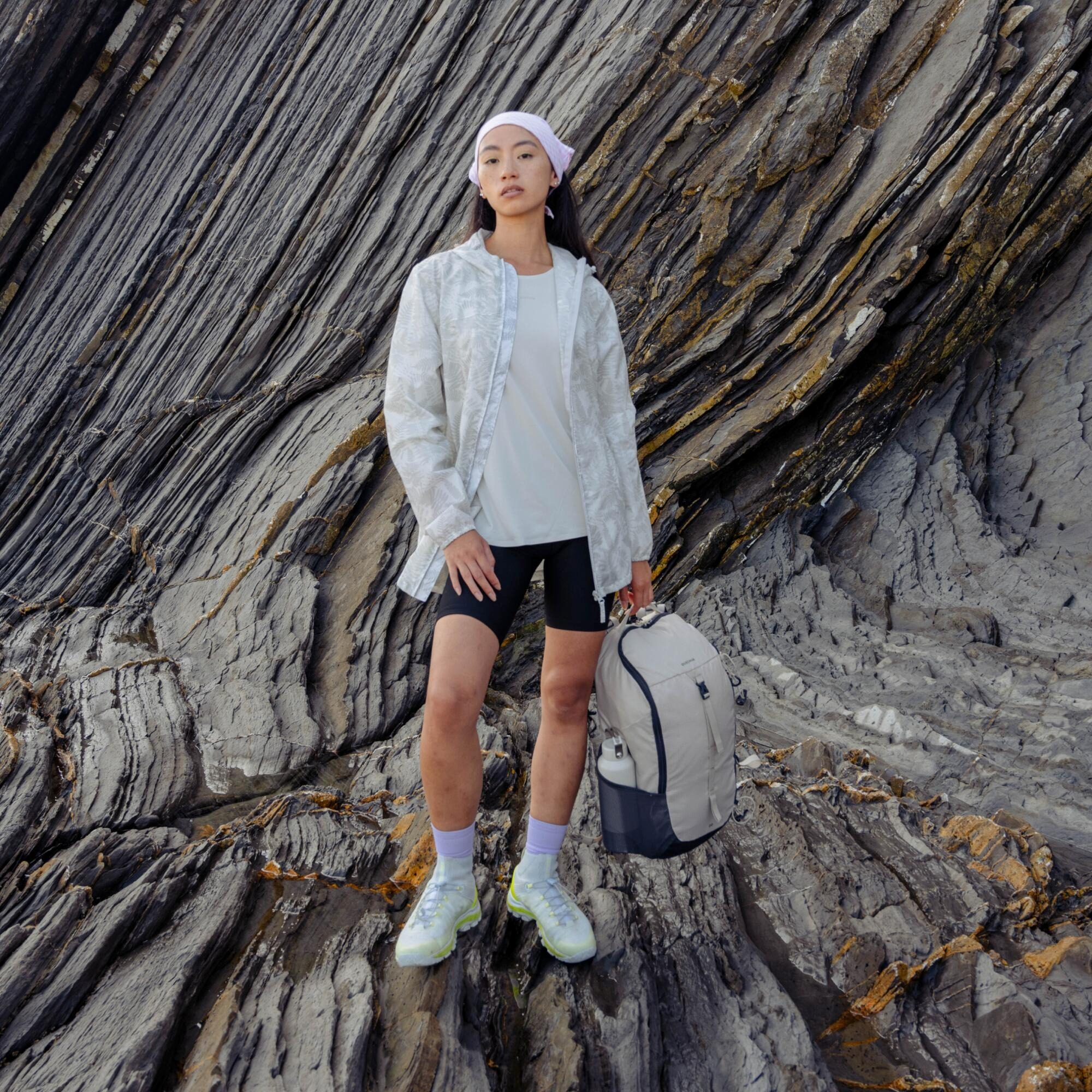 Дождевик женский Quechua NH100 8383702 XXS белый фото 