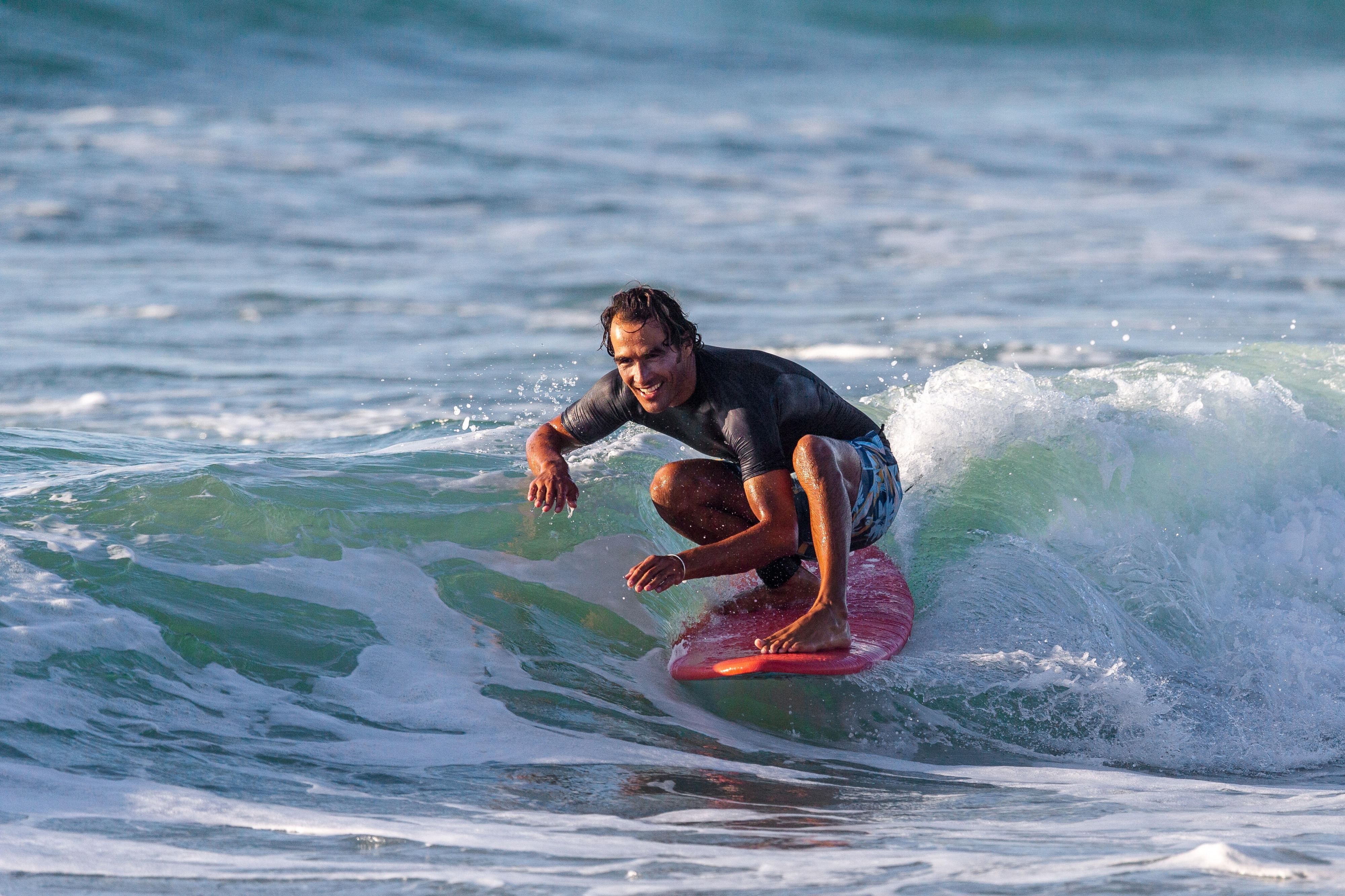 Футболка чоловіча для серфінгу з УФ-захистом Olaian 500 8789652 L чорнафото