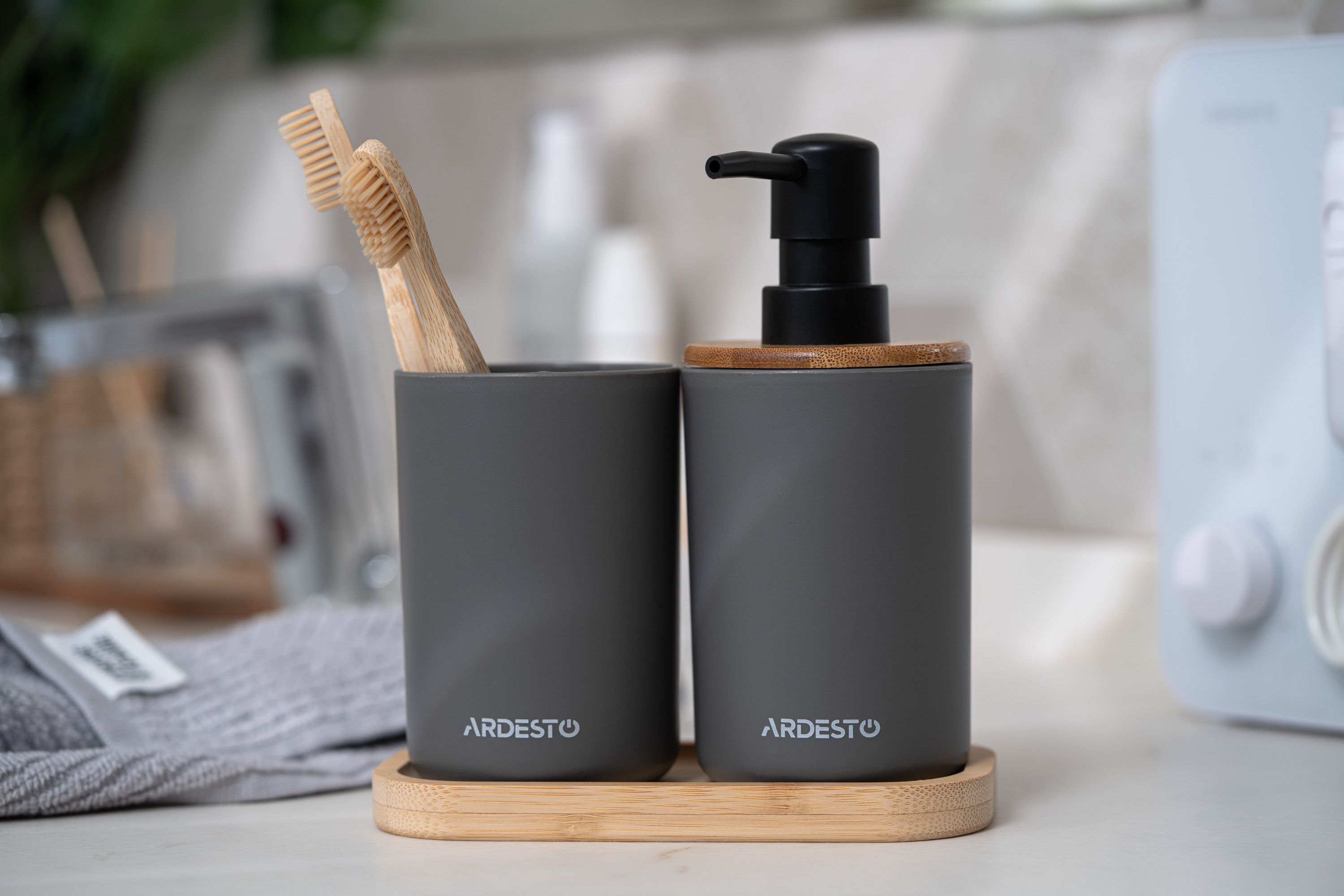 Набір для ванної кімнати ARDESTO Minimalism 360мл, 3 предмети, сірий темний (ARHB3110GB)фото