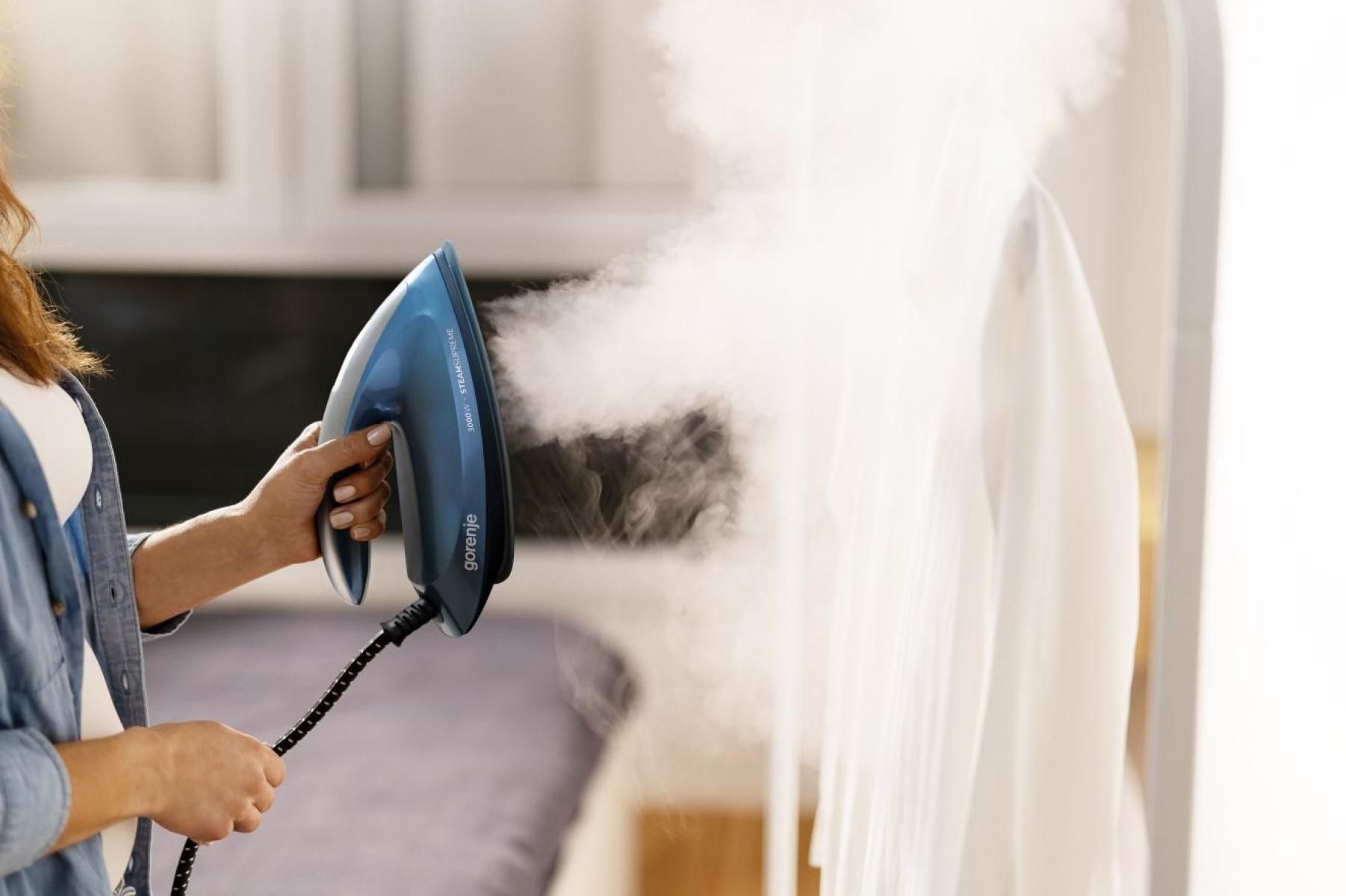 Утюг с парогенератором Gorenje SGD3000BBK фото 12