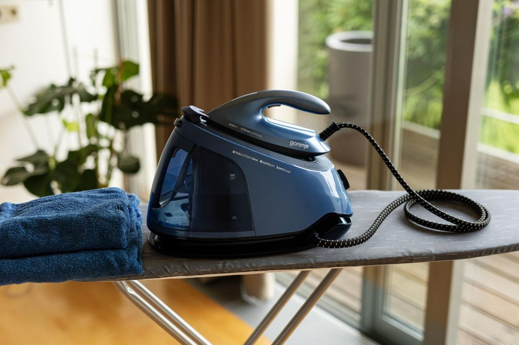 Утюг с парогенератором Gorenje SGD3000BBK фото 14