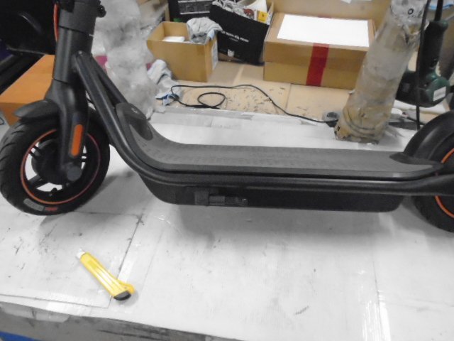 Электросамокат Segway-Ninebot F65I (AA.00.0010.97) фото 6