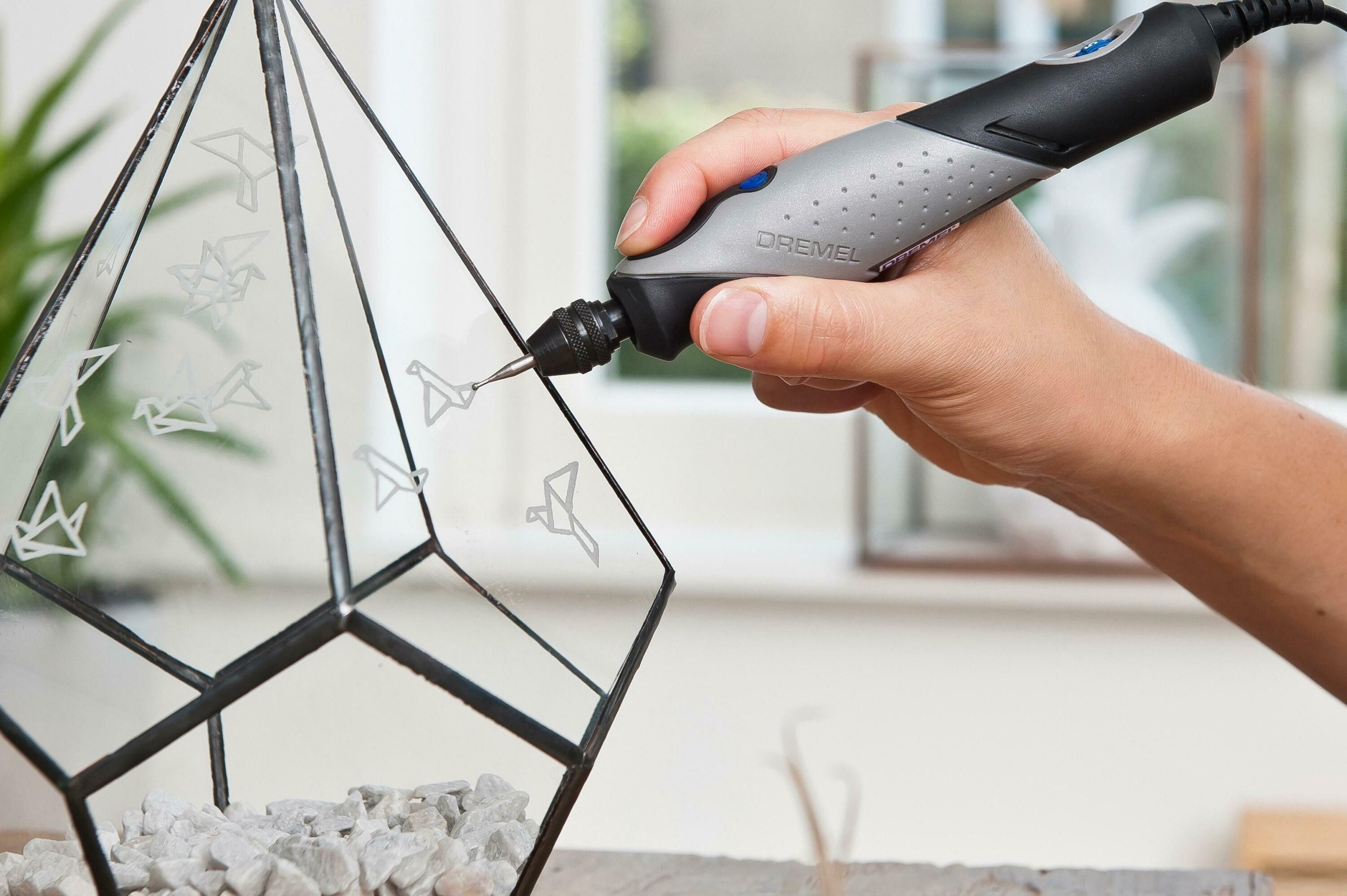 Многофункциональный инструмент Dremel Stylo 2050-15, 15 насадок (F.013.205.0JM) фото 7