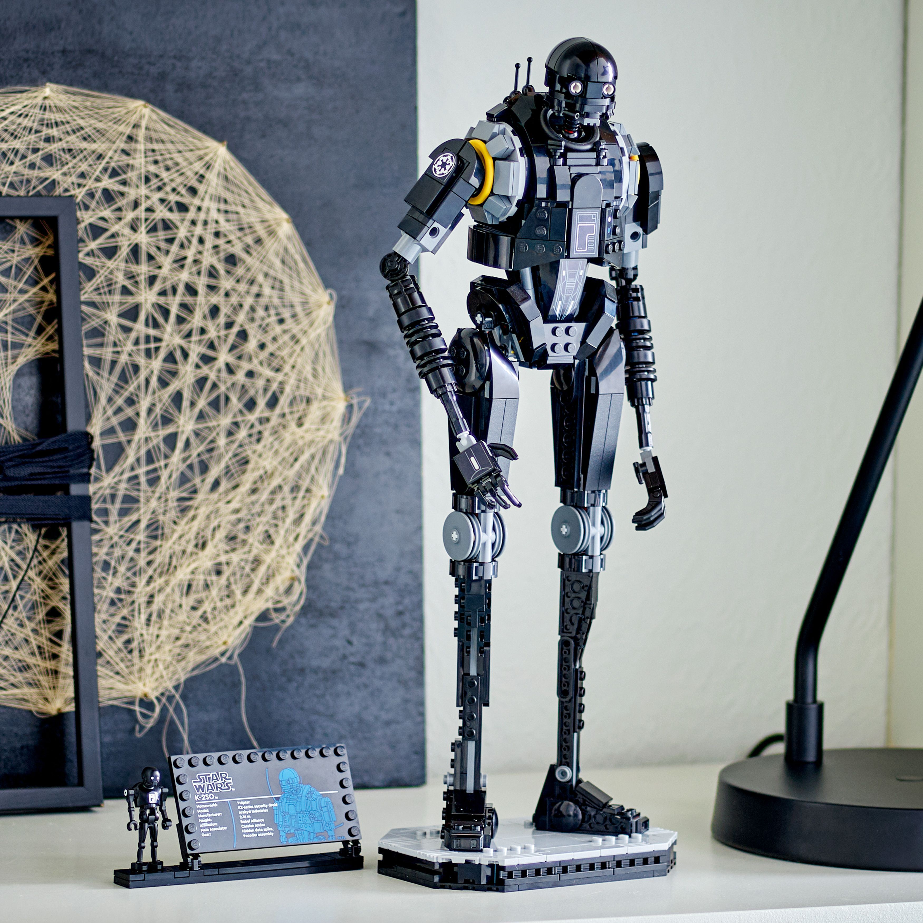 LEGO 75434 Star Wars Дроид-охранник K-2SO фото 7
