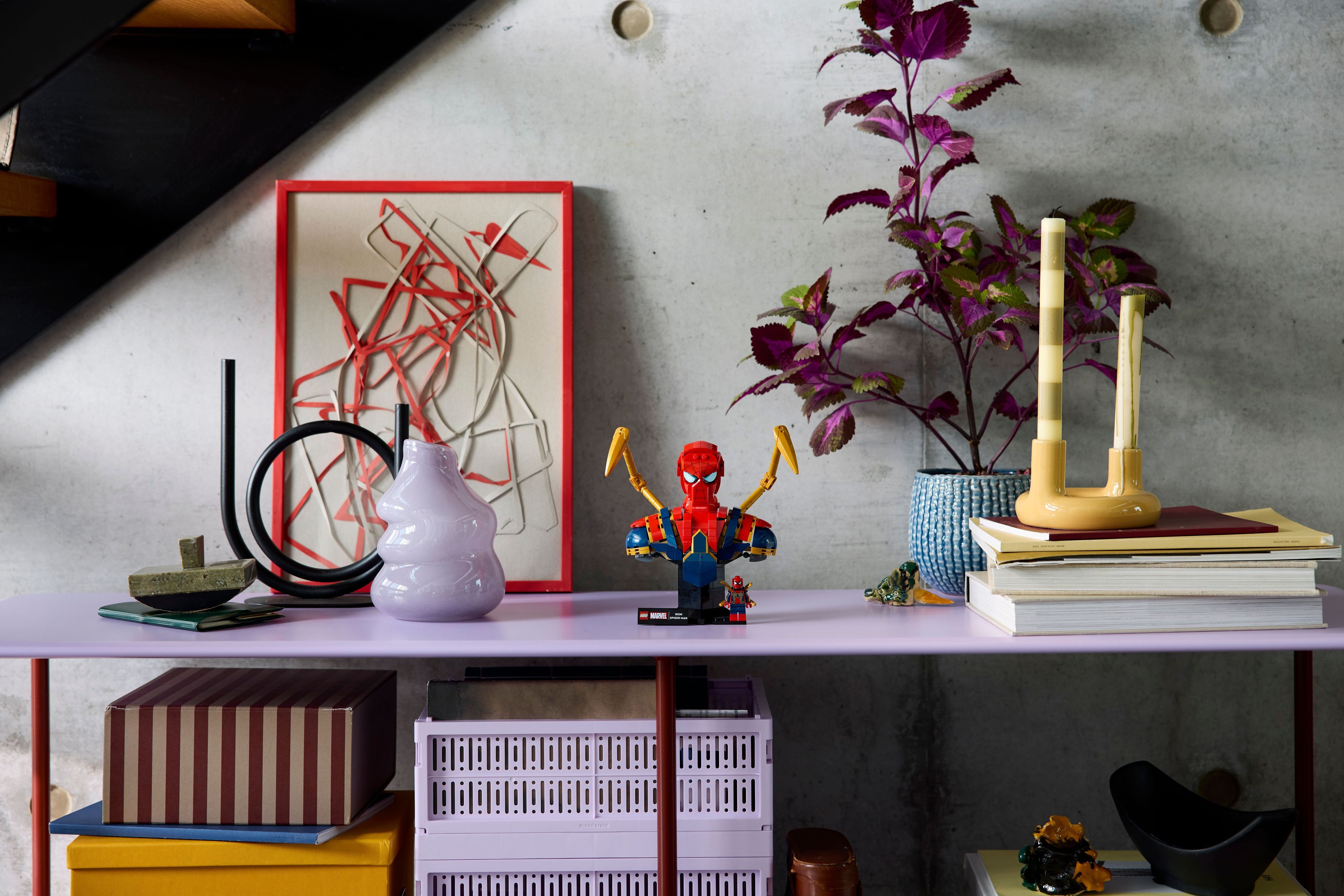 LEGO 76326 Super Heroes Погруддя Залізної Людини-Павукафото9