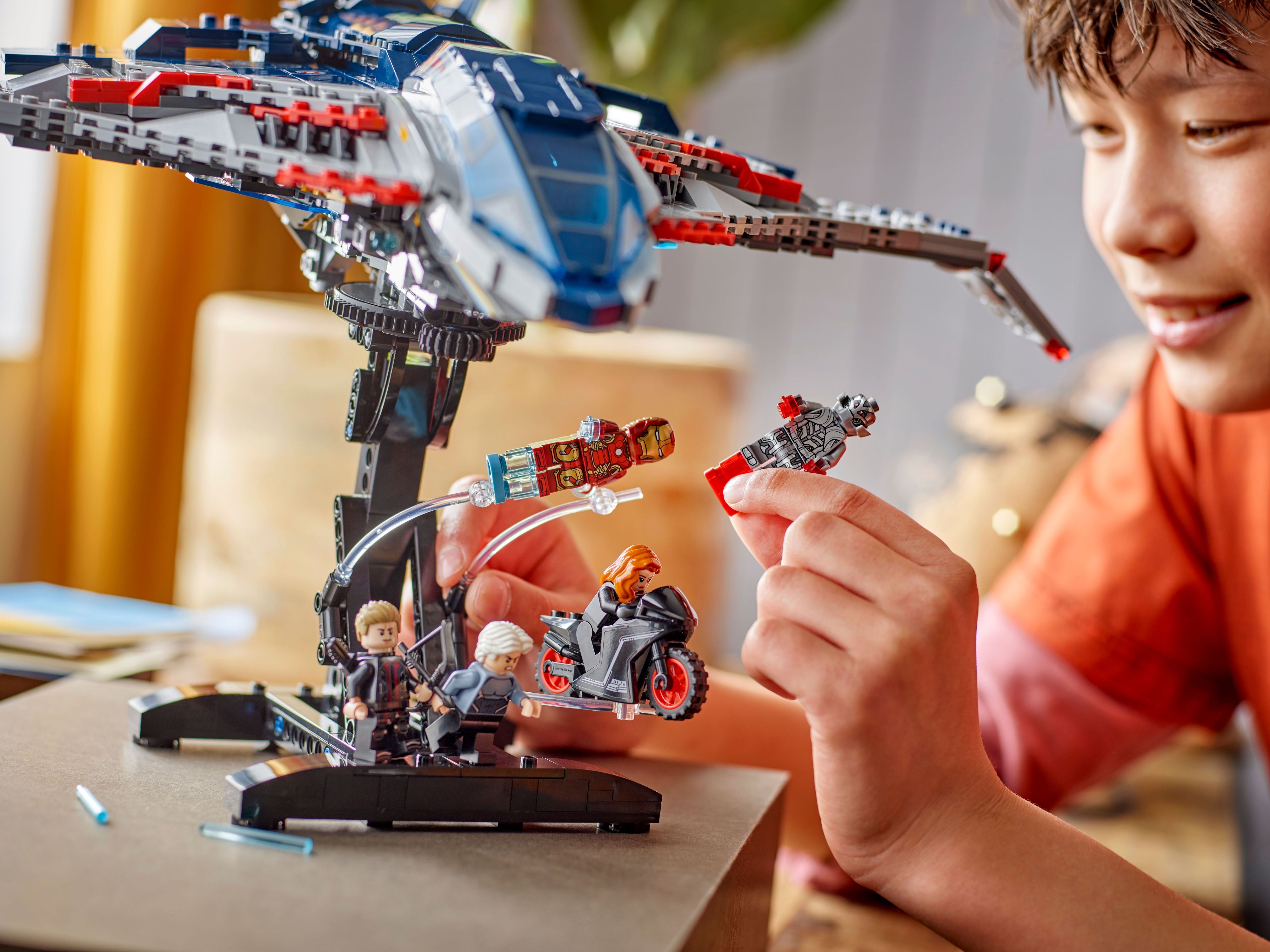 LEGO 76325 Super Heroes Мстители: Эра Альтрона Квинджет фото 9