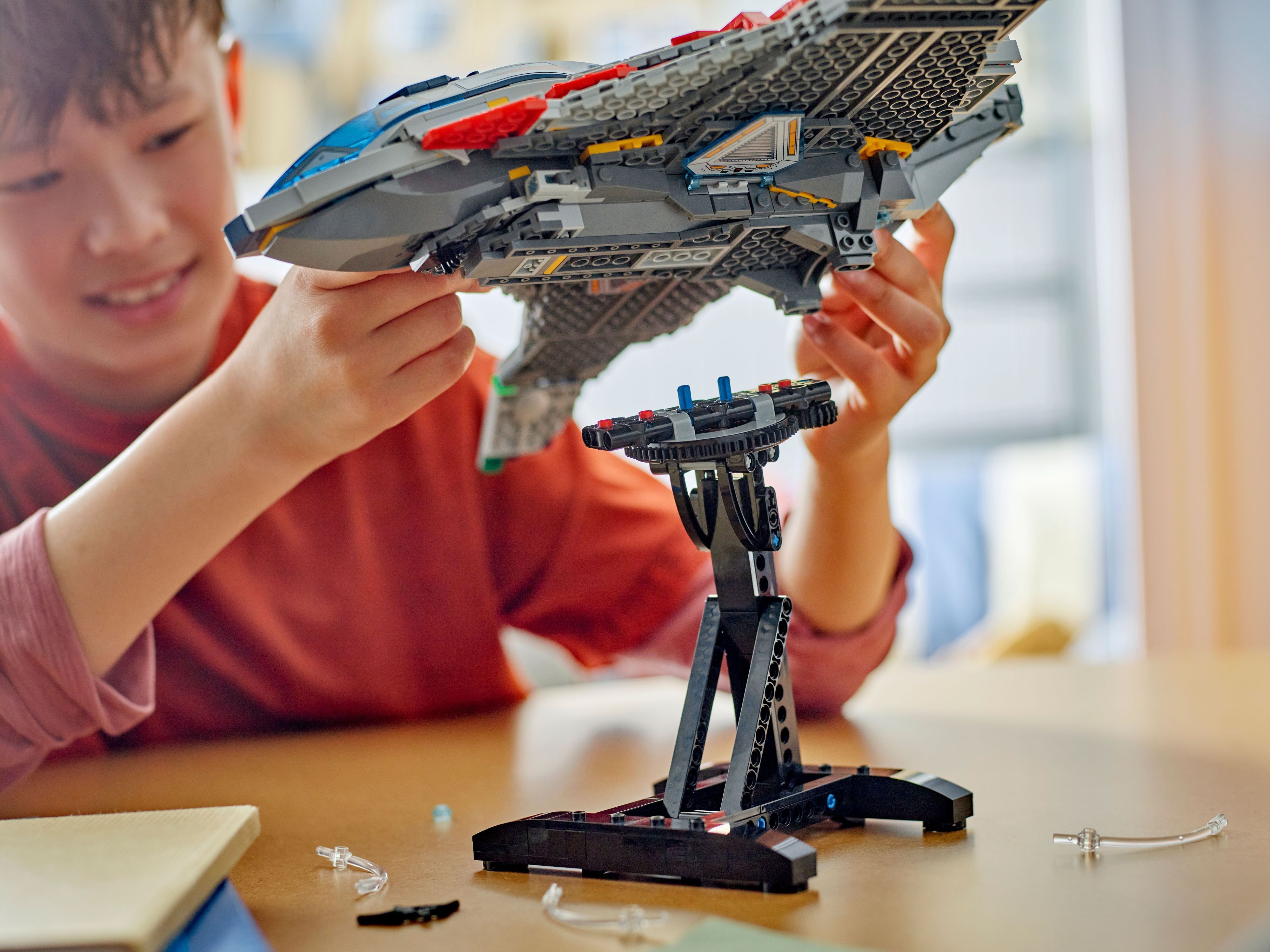 LEGO 76325 Super Heroes Мстители: Эра Альтрона Квинджет фото 8