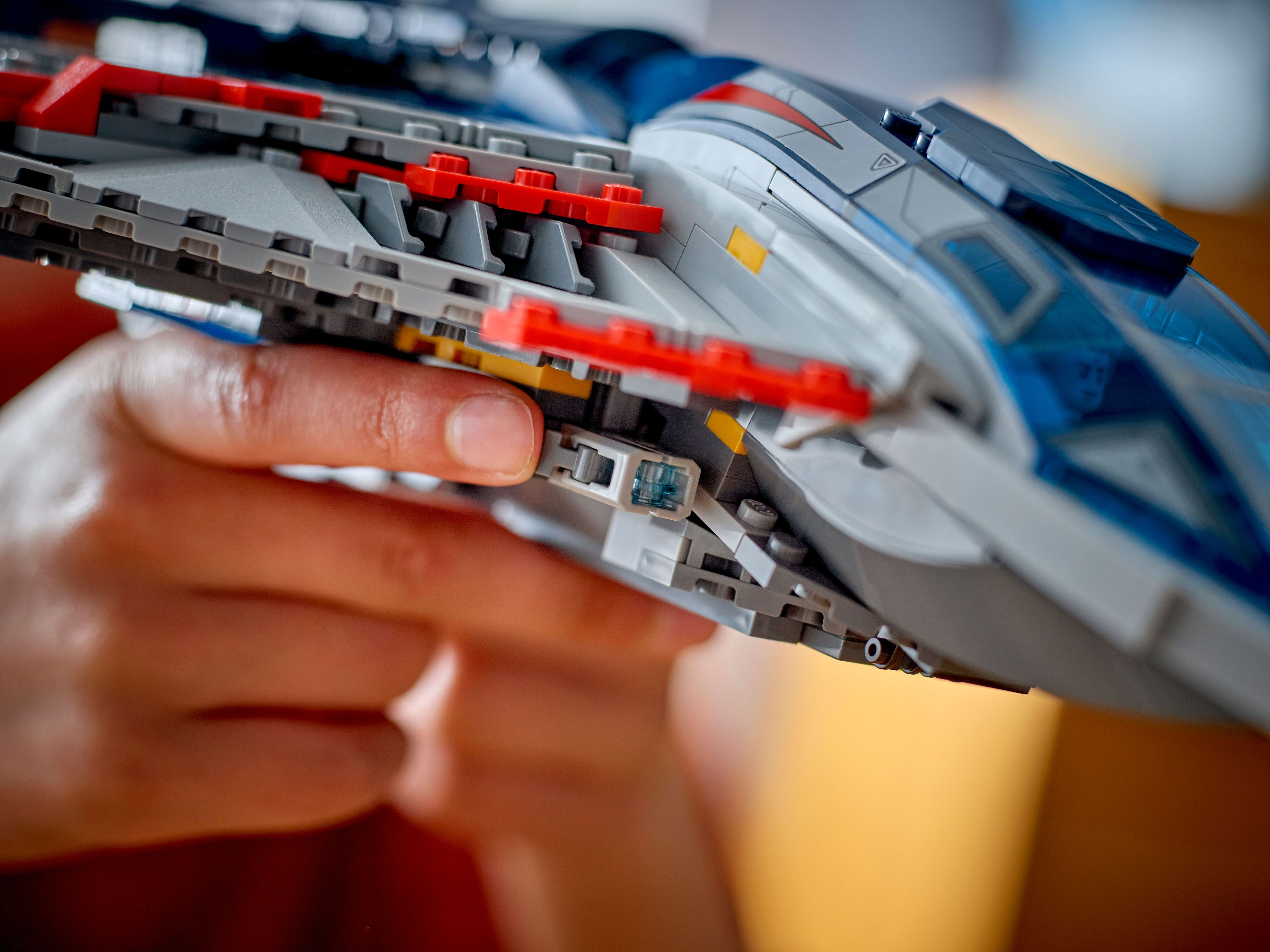 LEGO 76325 Super Heroes Мстители: Эра Альтрона Квинджет фото 5