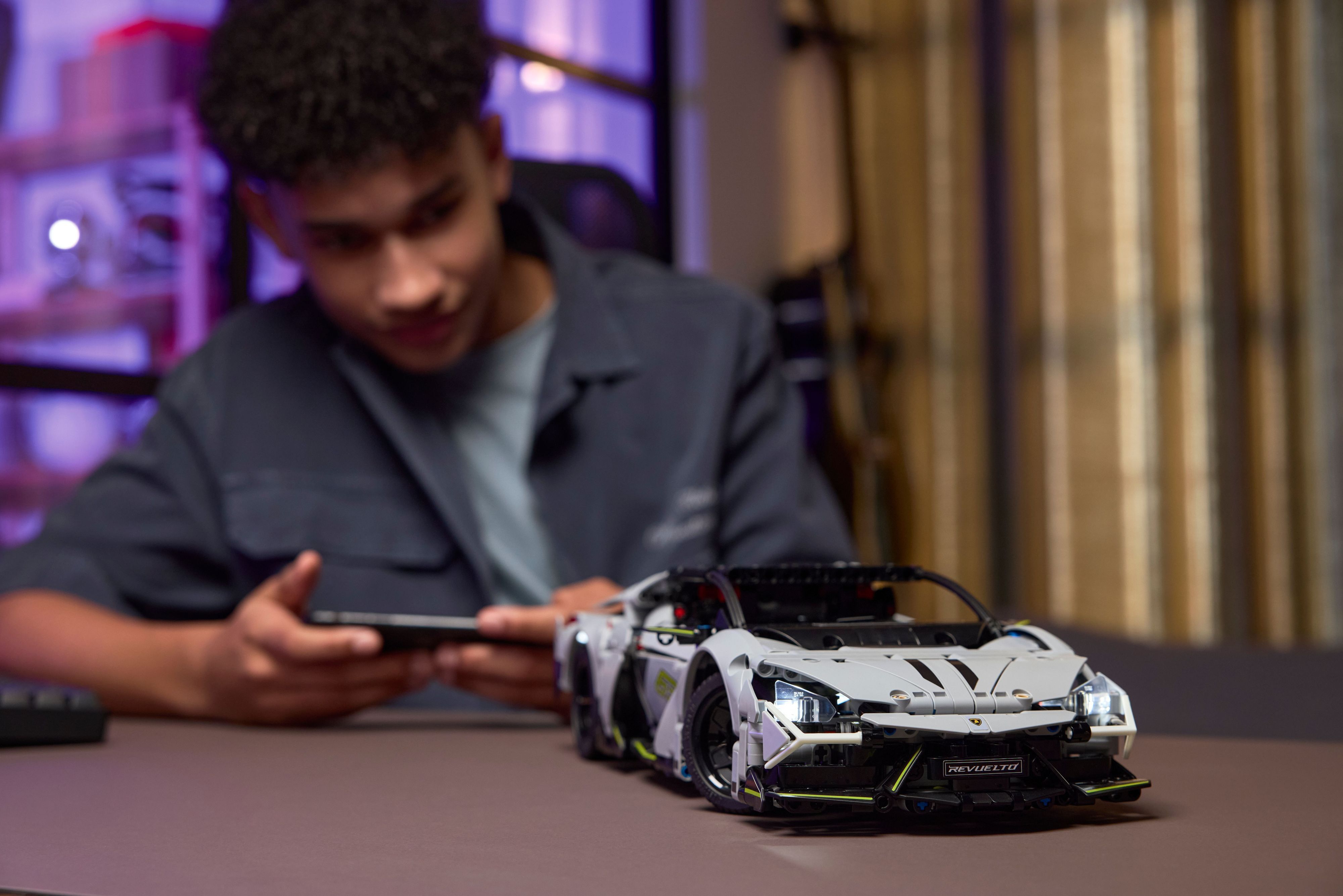 LEGO 42214 Technic Суперкар Lamborghini Revueltoфото5