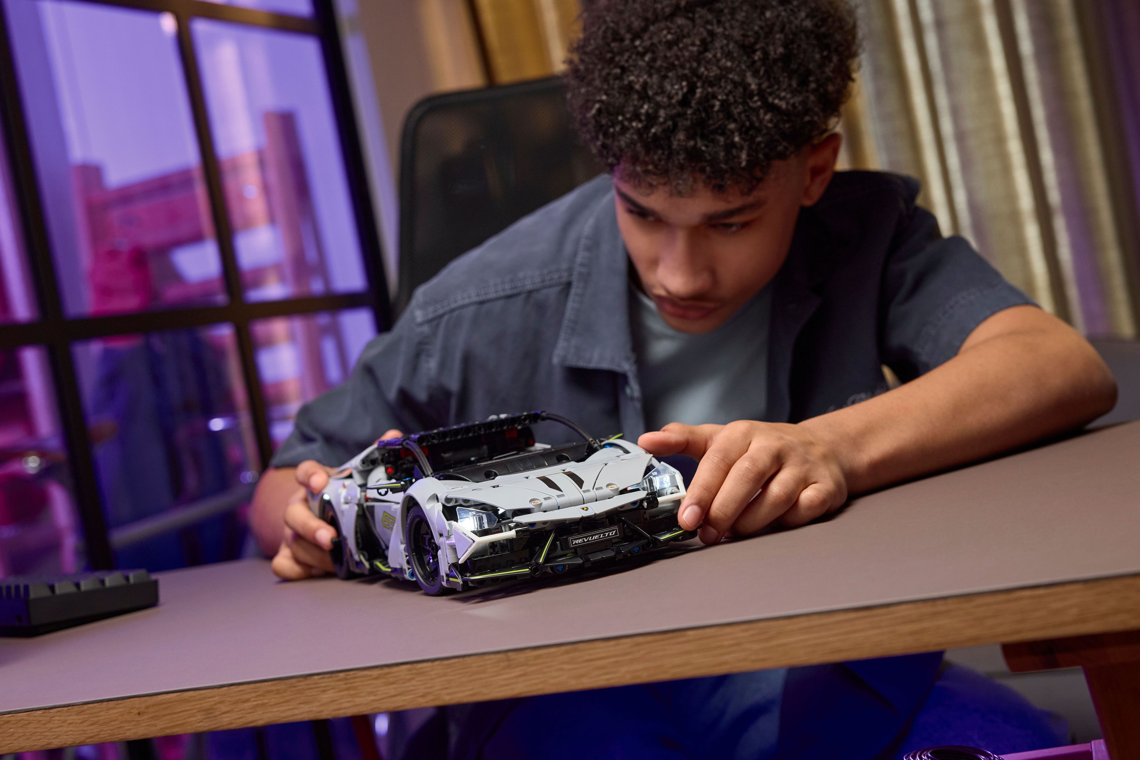 LEGO 42214 Technic Суперкар Lamborghini Revueltoфото6