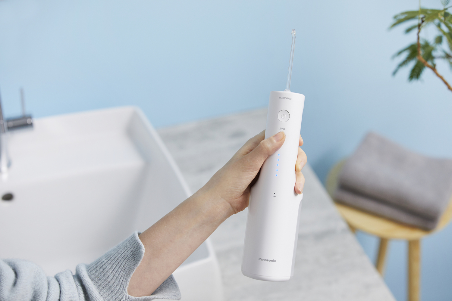 Ирригатор Panasonic EW-DJ66-W321 фото