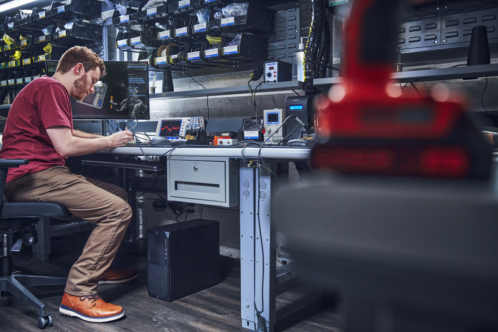 Рабоча станція HP Z2-G9 TWR (8T1H8EA)фото