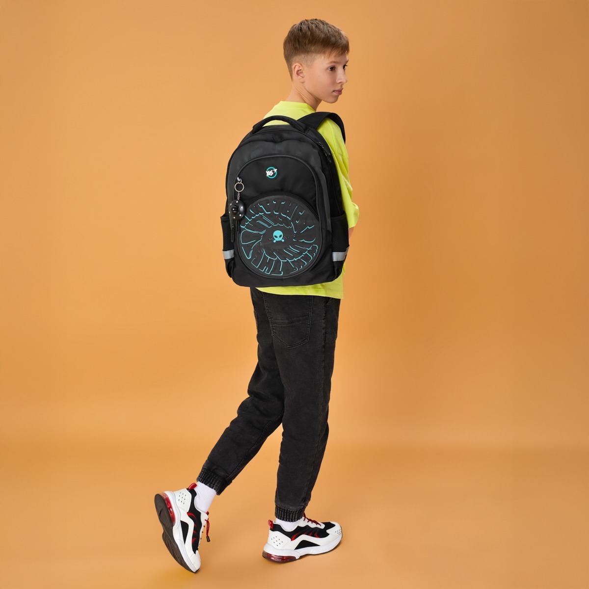Рюкзак школьный YES TS-58 Alien (559987) фото 