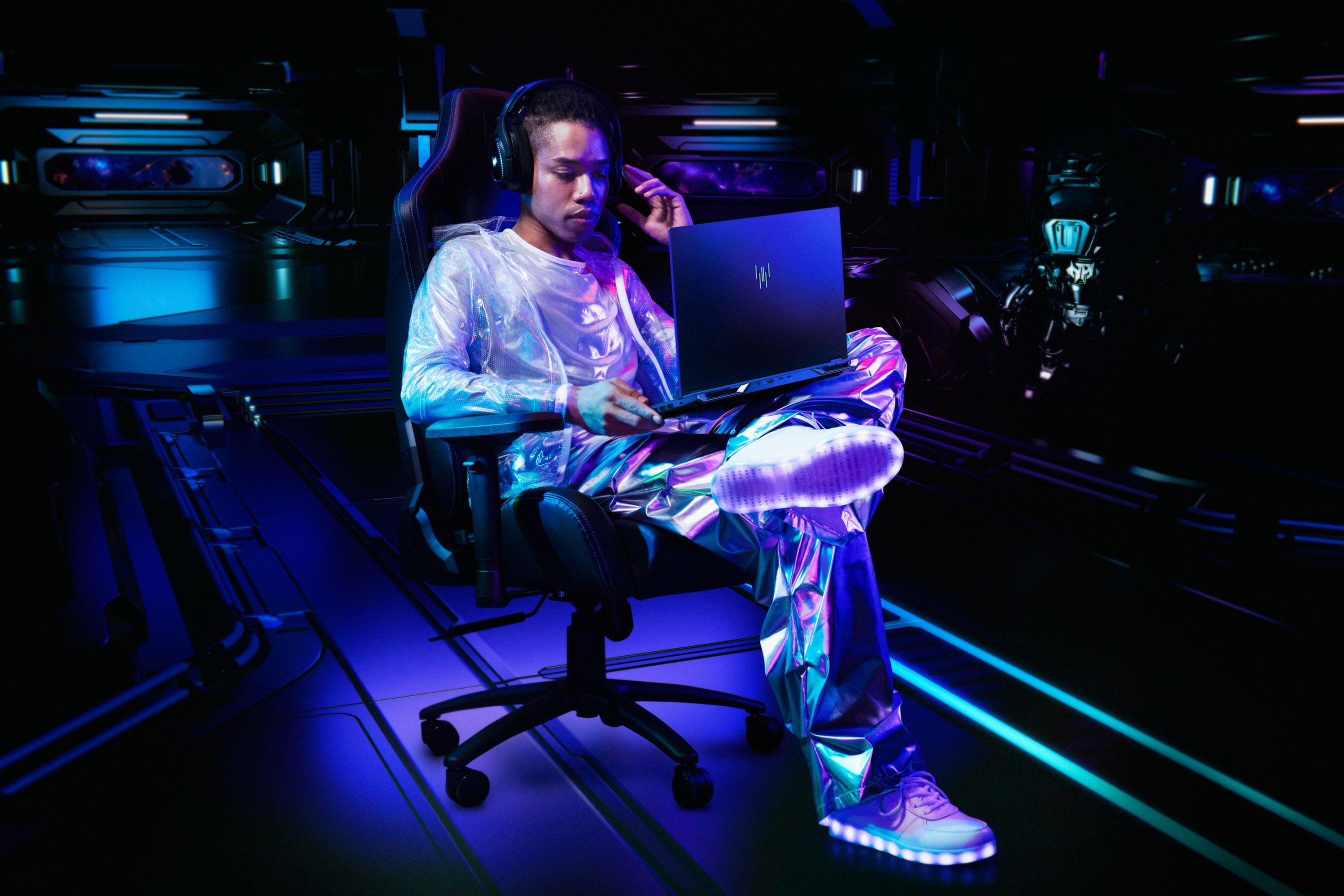 Ноутбук ACER Predator Helios Neo 18 AI PHN18-72 (NH.QVHEU.001)фото