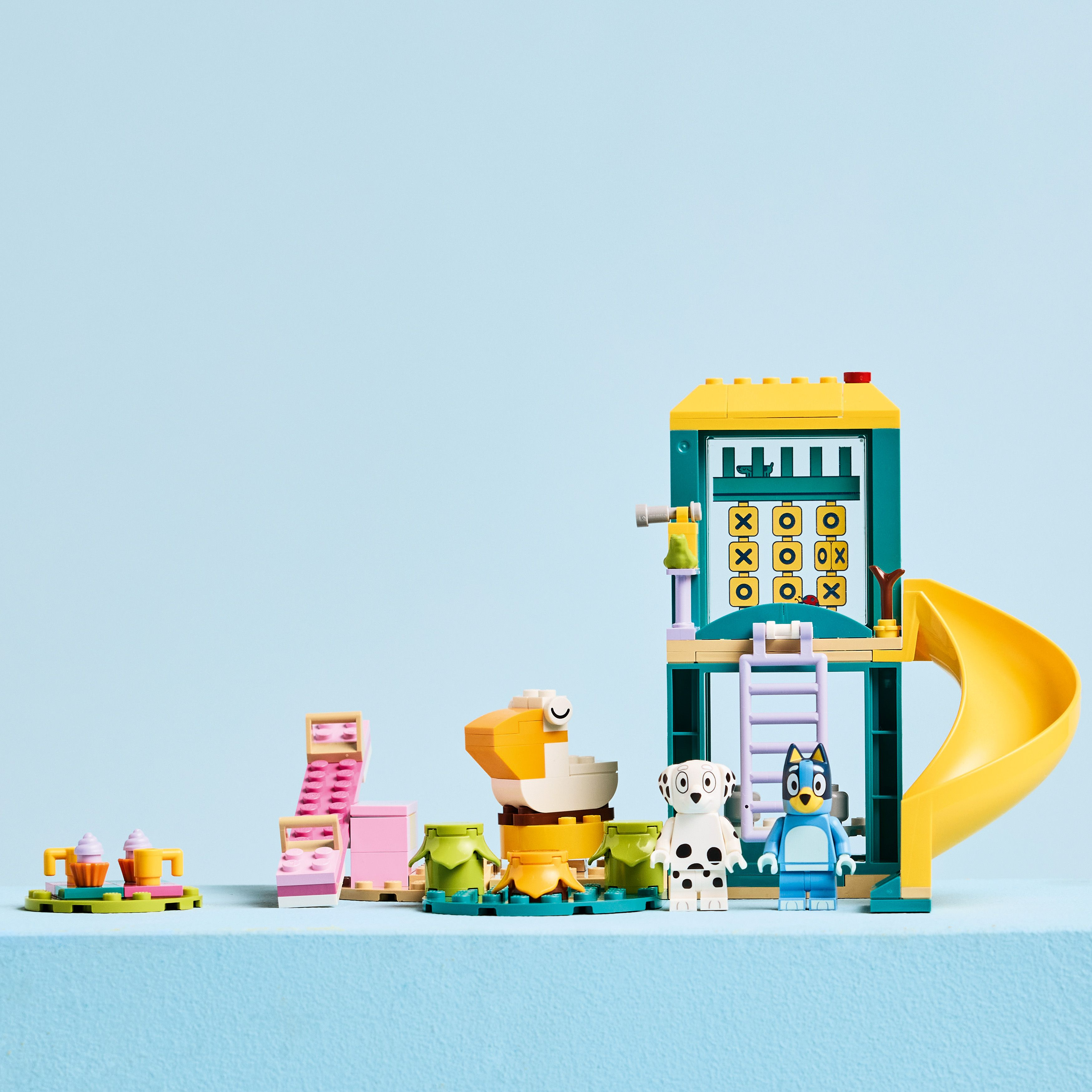 LEGO 11201 Bluey Веселье с Блуи и Хлоей на игровой площадке фото 12