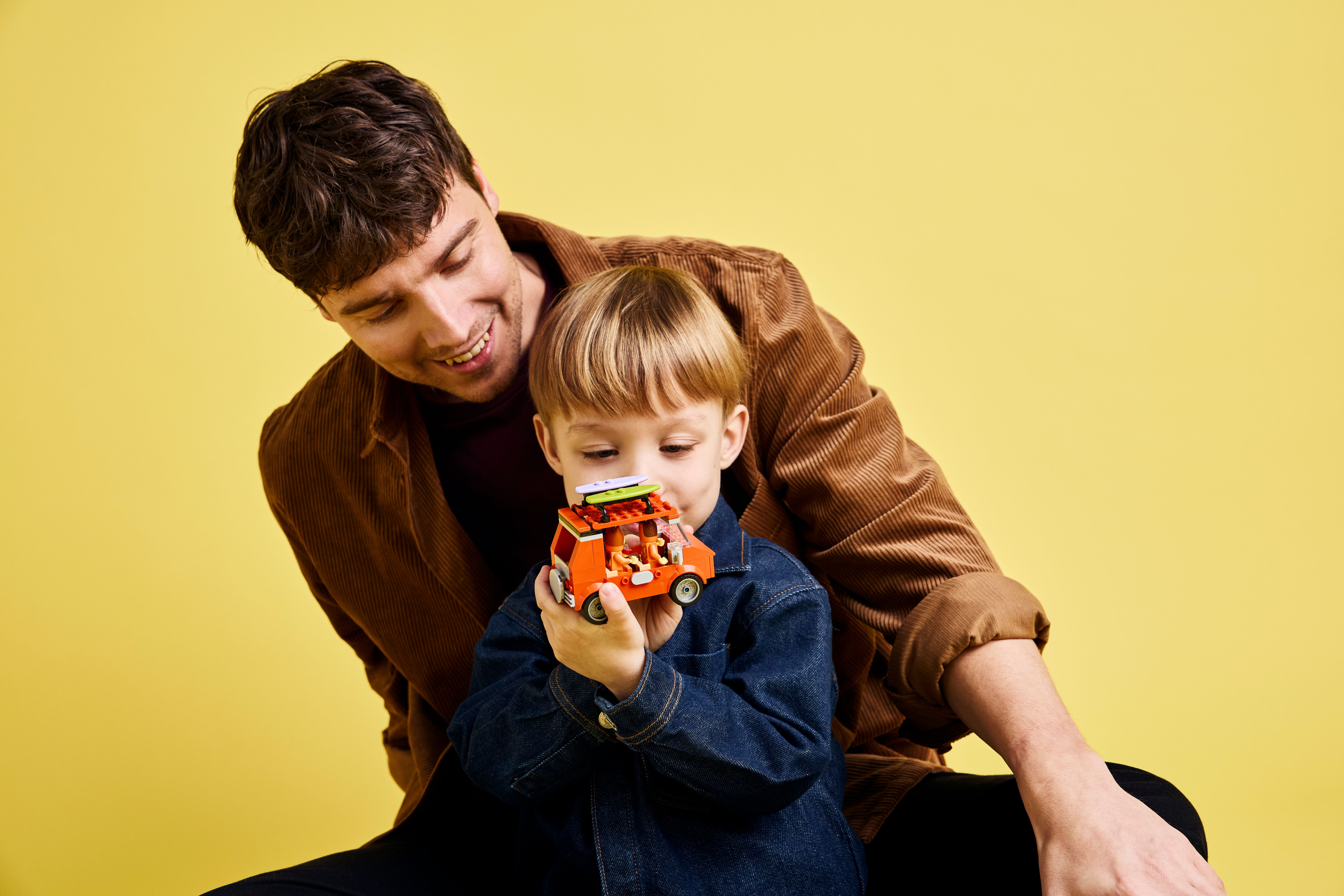 LEGO 11202 Bluey Пляж и семейная поездка на автомобиле Блуи фото 11