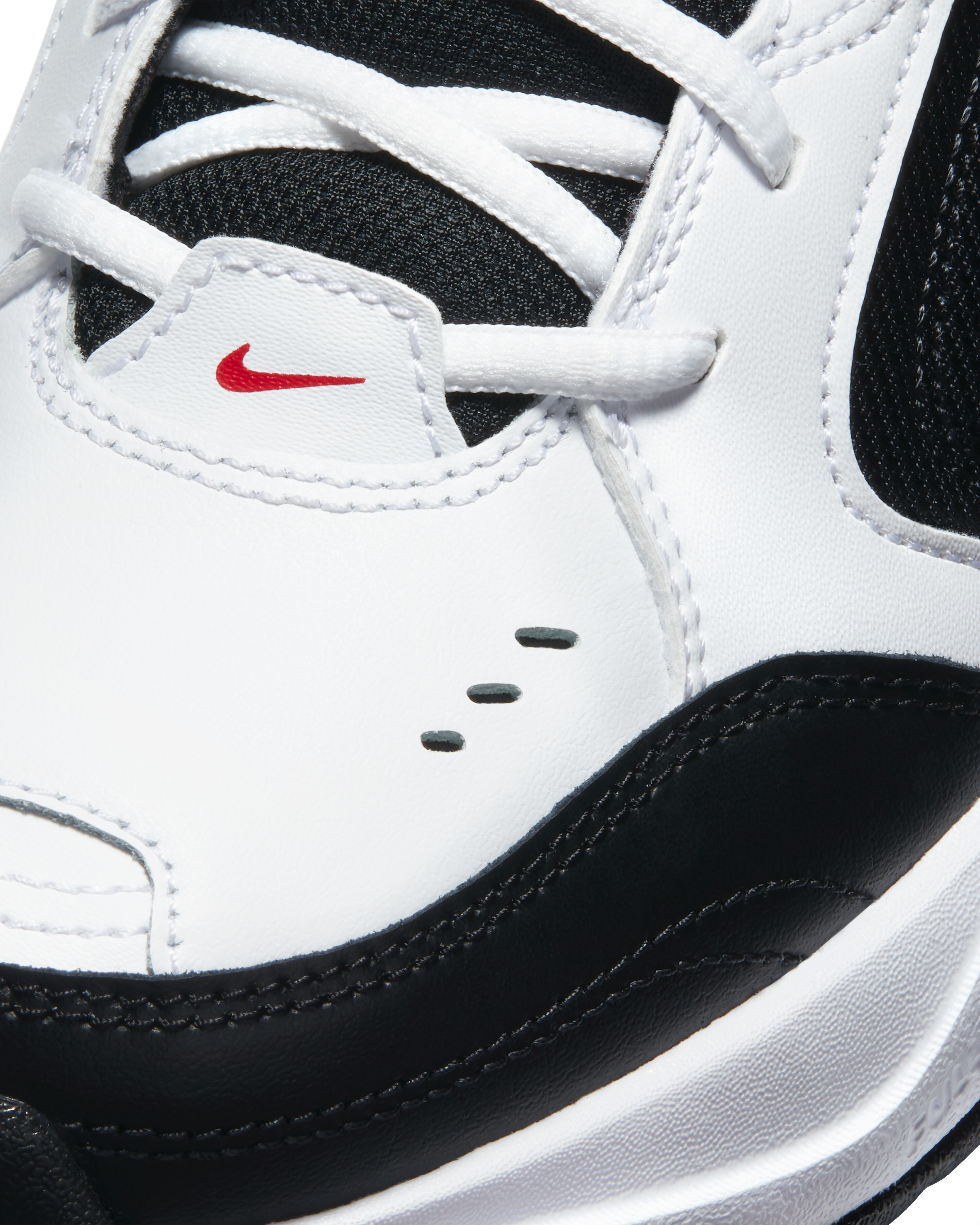 Кросівки чоловічі Nike Air Monarch IV 415445-101 40 (7 US) чорно-біліфото8