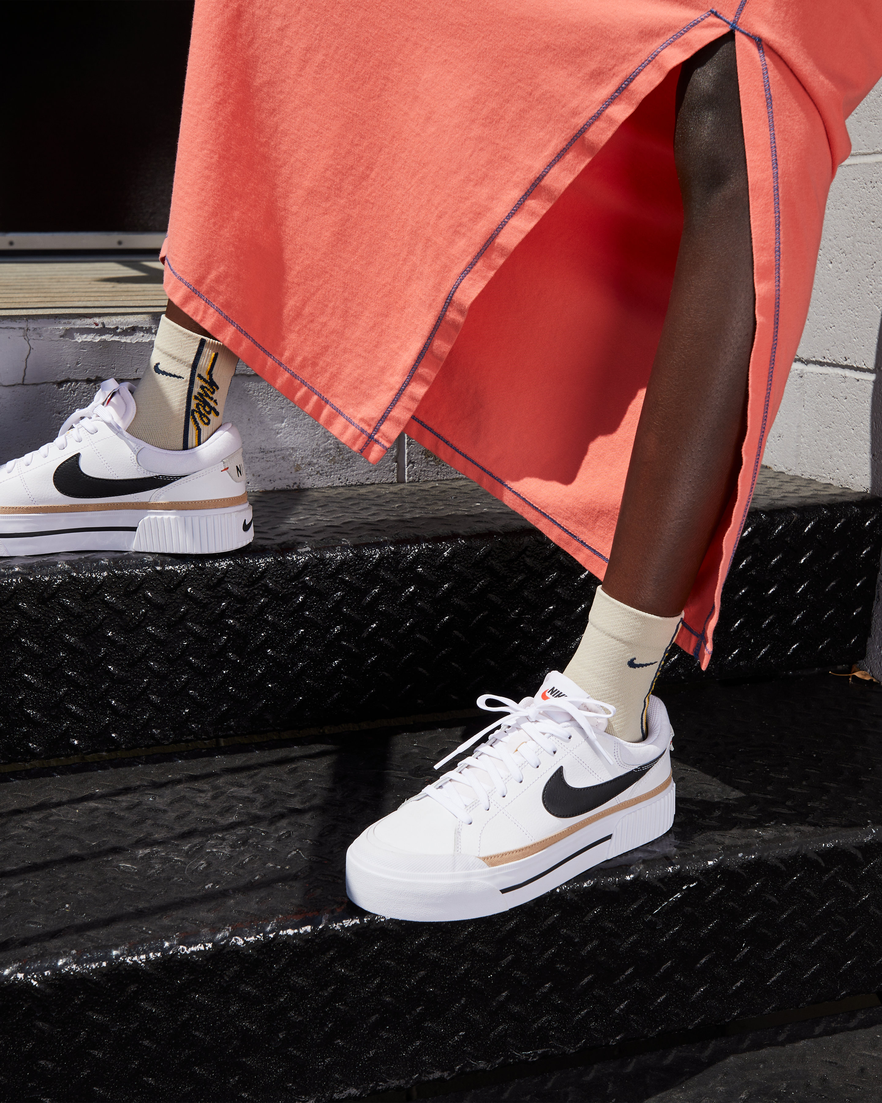 Кеды женские Nike Wmns Court Legacy Lift DM7590-100 35.5 (5 US) белые фото 10