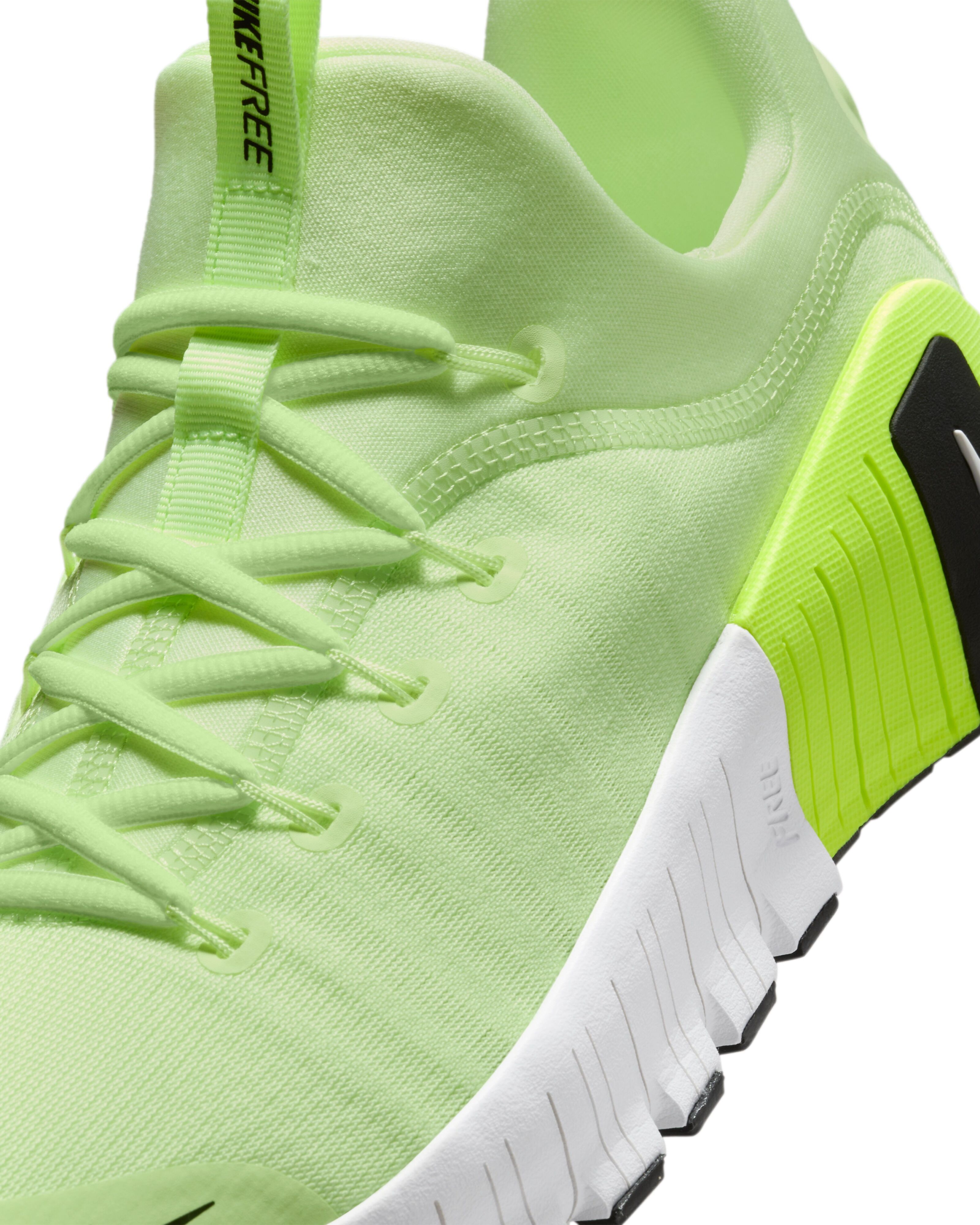 Кросівки чоловічі Nike Free Metcon 6 FJ7127-701 42 (8.5 US) салатовіфото4