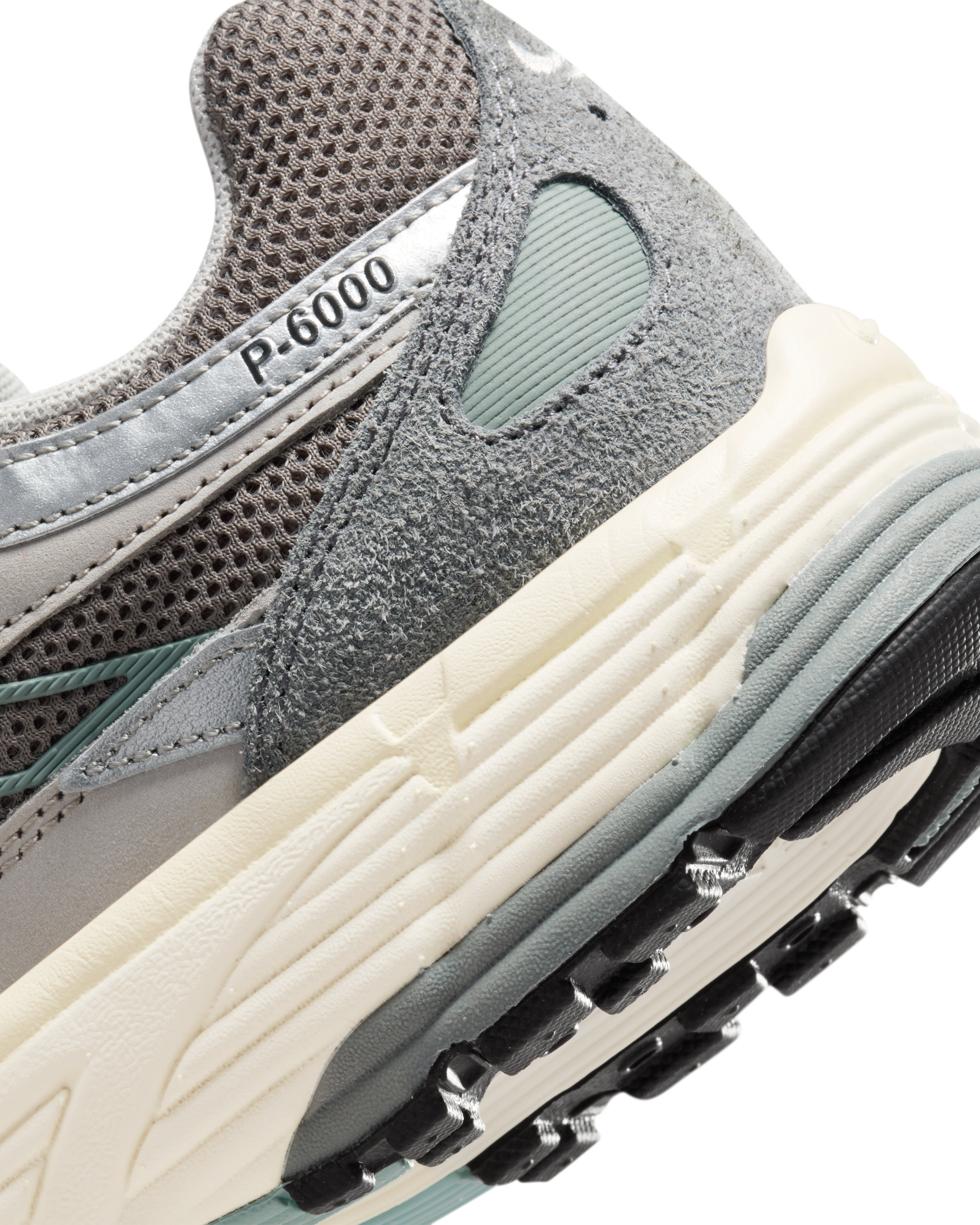 Кроссовки мужские Nike P-6000 FN7509-029 40 (7 US) серые фото 9