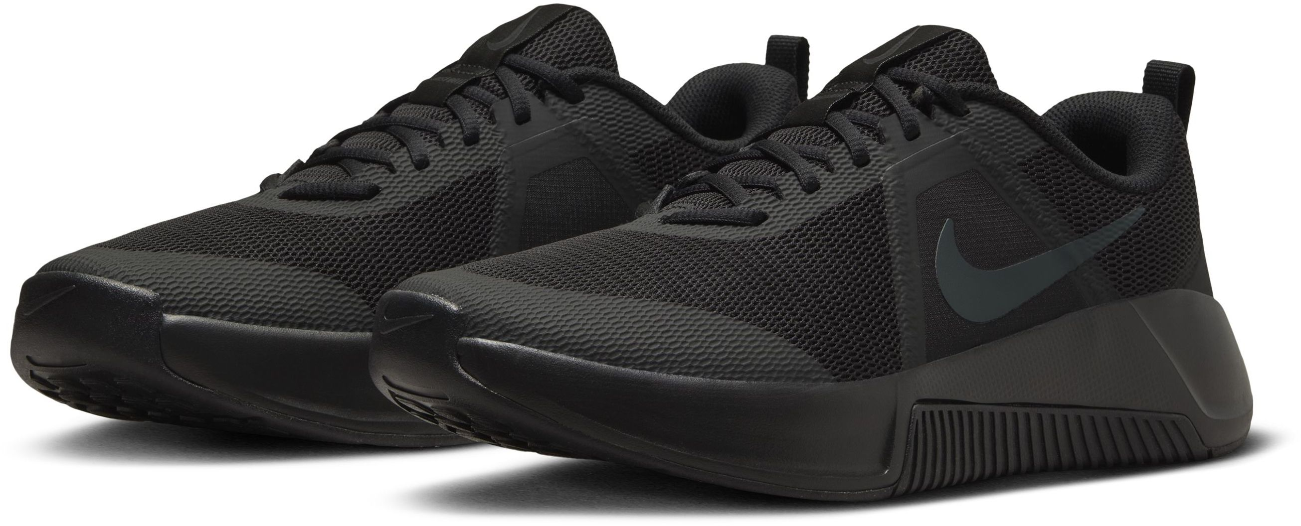 Кроссовки мужские Nike M Mc Trainer 3 FQ1831-003 45 (11 US) черные фото 