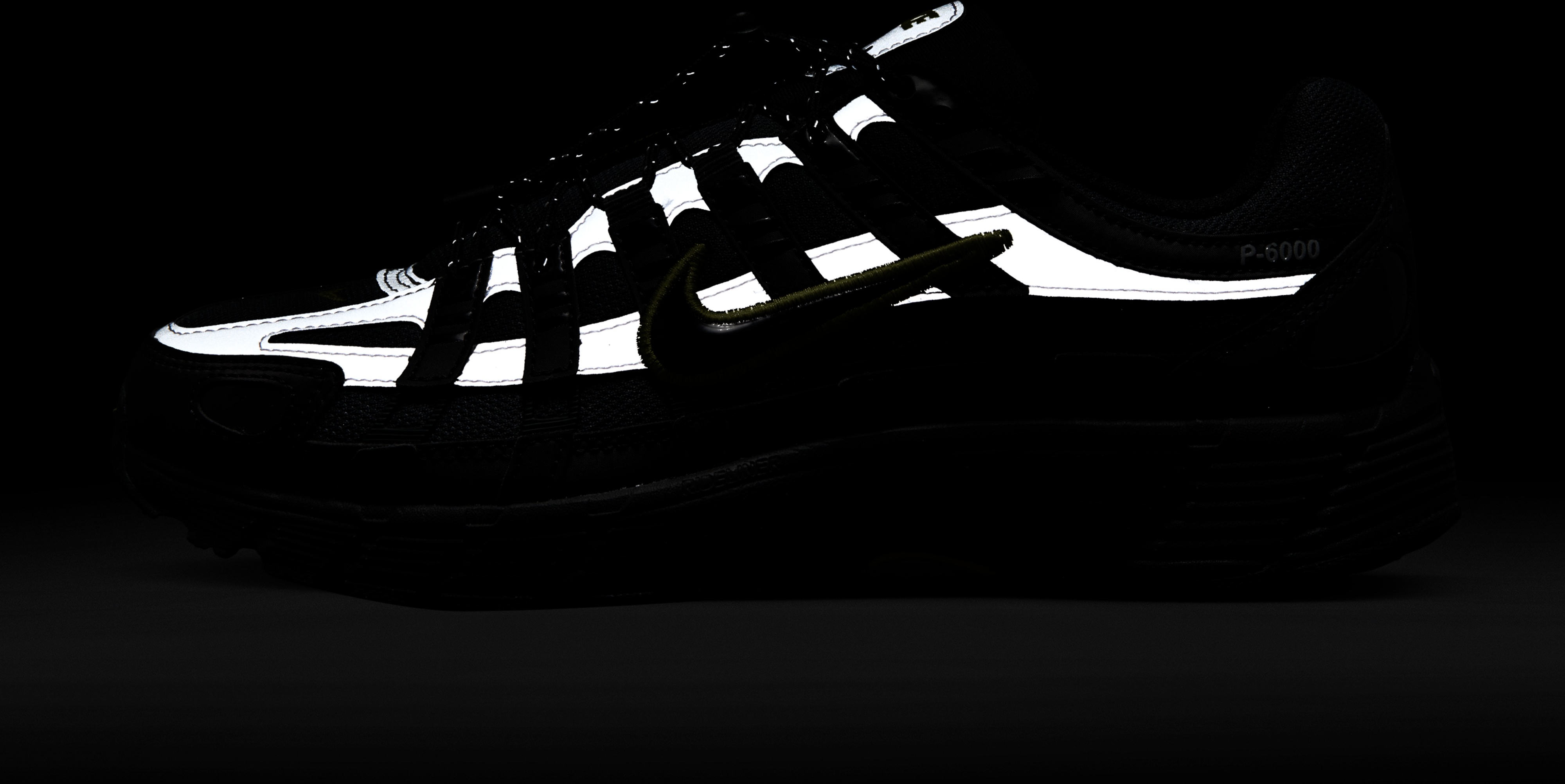 Кросівки жіночі Nike Wmns P-6000 FV0943-001 35.5 (5 US) чорніфото10