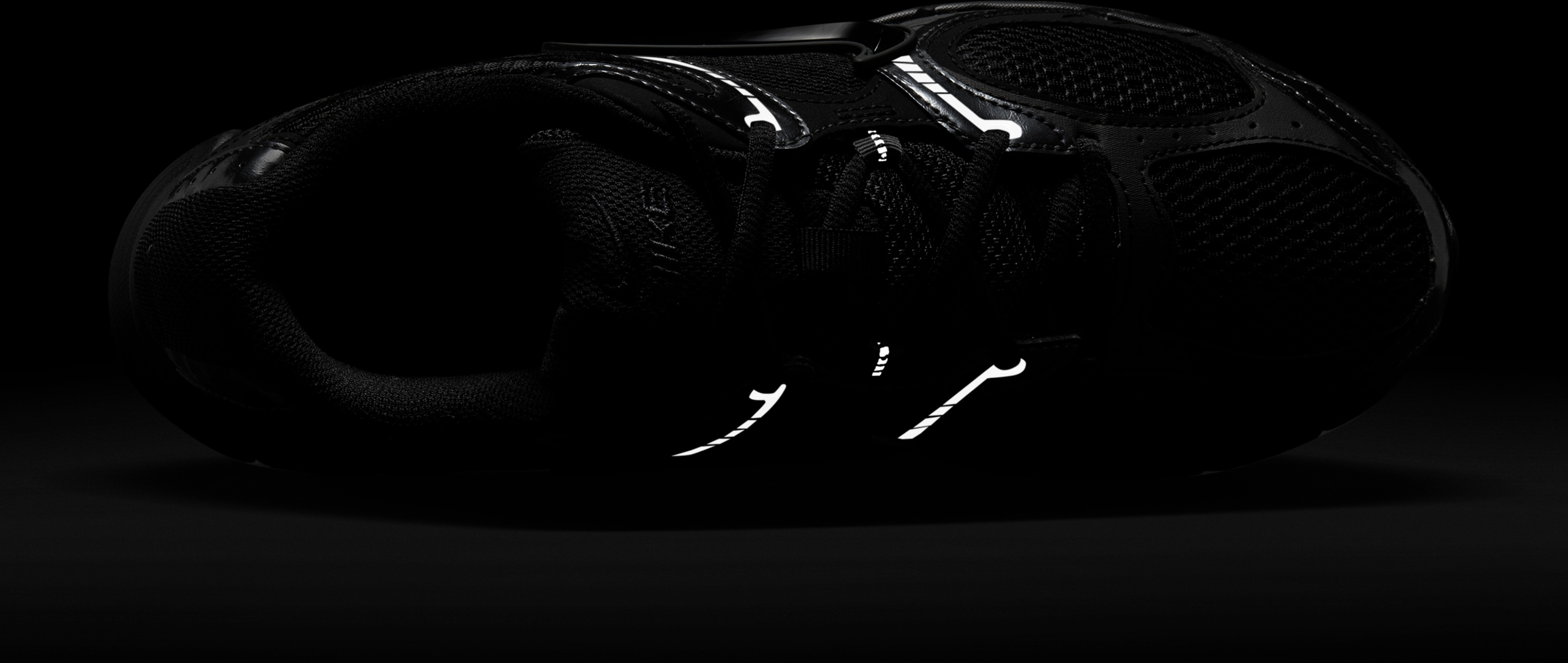 Кроссовки мужские Nike V5 RNR HJ5228-001 42.5 (9 US) черные фото 9