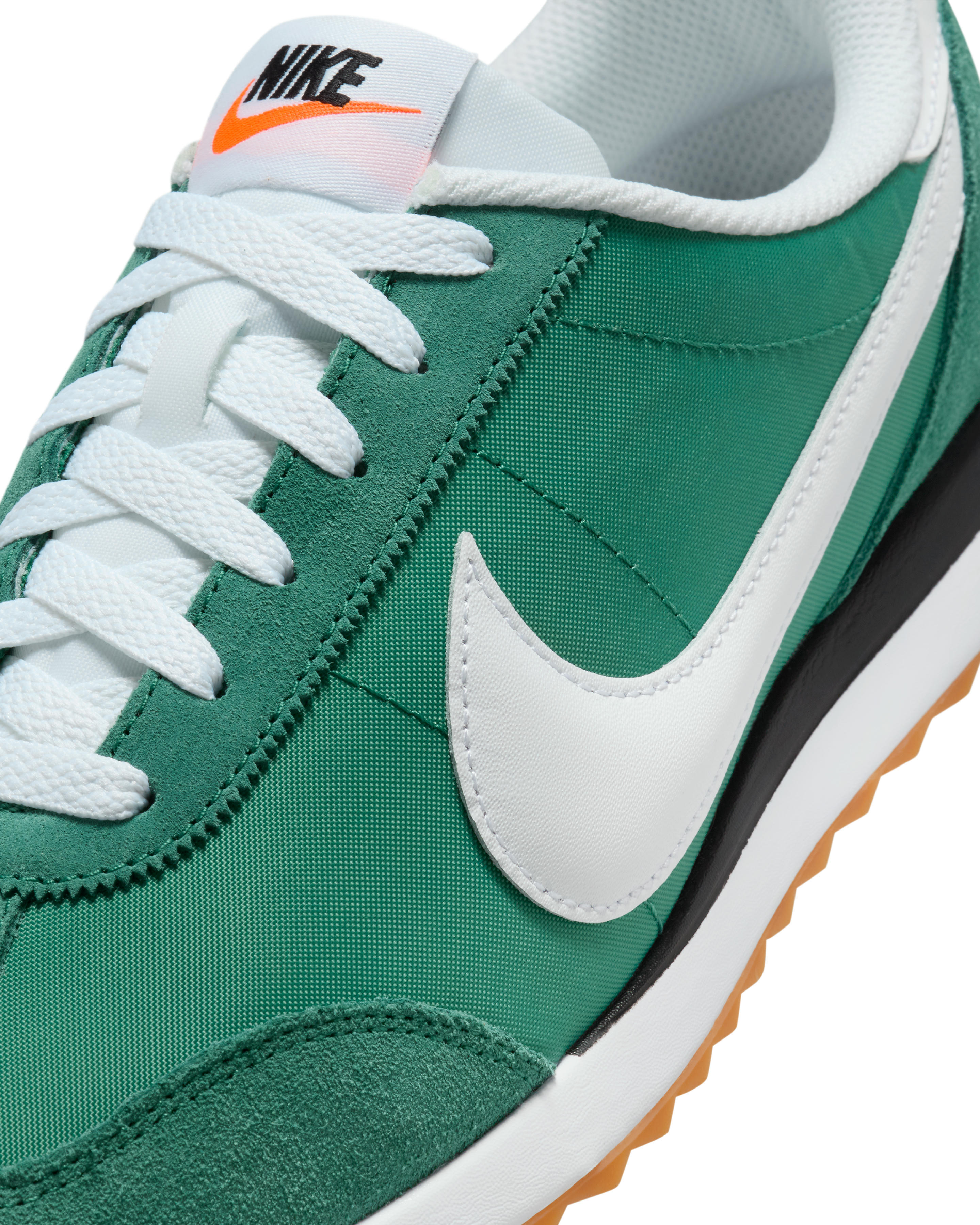 Кроссовки женские Nike W Pacific HM4771-301 38 (7 US) зеленые фото 7