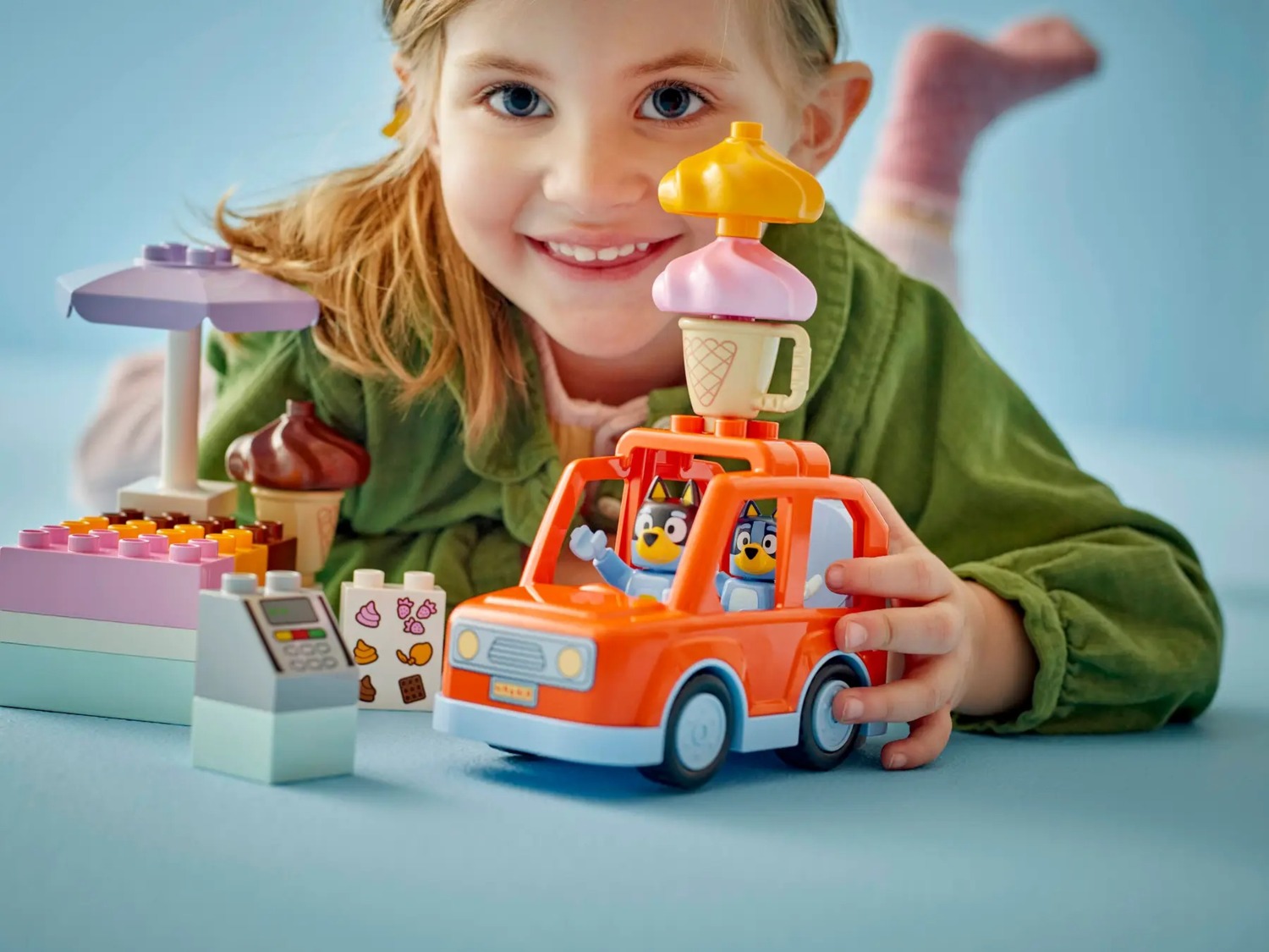 LEGO 10458 DUPLO Bluey Путешествие с мороженым и Блуи фото