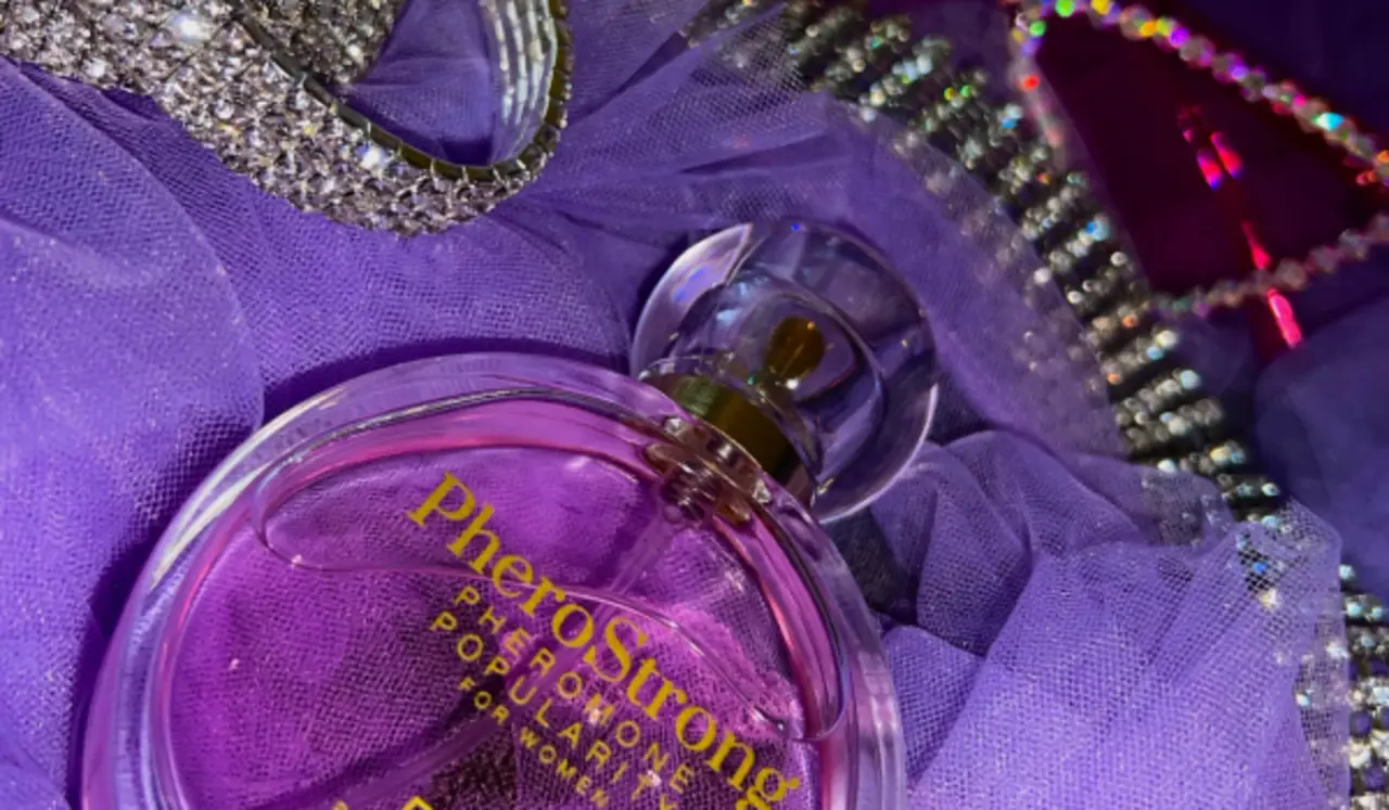 Духи с феромонами Medica-Group Pherostrong Fame для женщин 50 мл фото 9