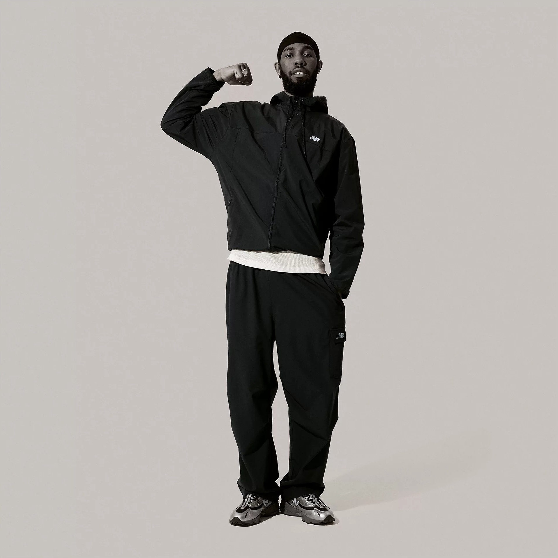 Кроссовки мужские New Balance M1000EGR 44 (10 US) серебряно/черные фото 