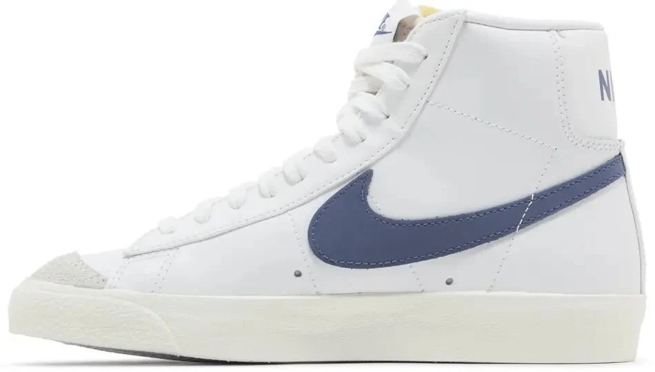 Кеды женские Nike W Blazer Mid 77 CZ1055-125 40 (8.5 US) белые фото 2