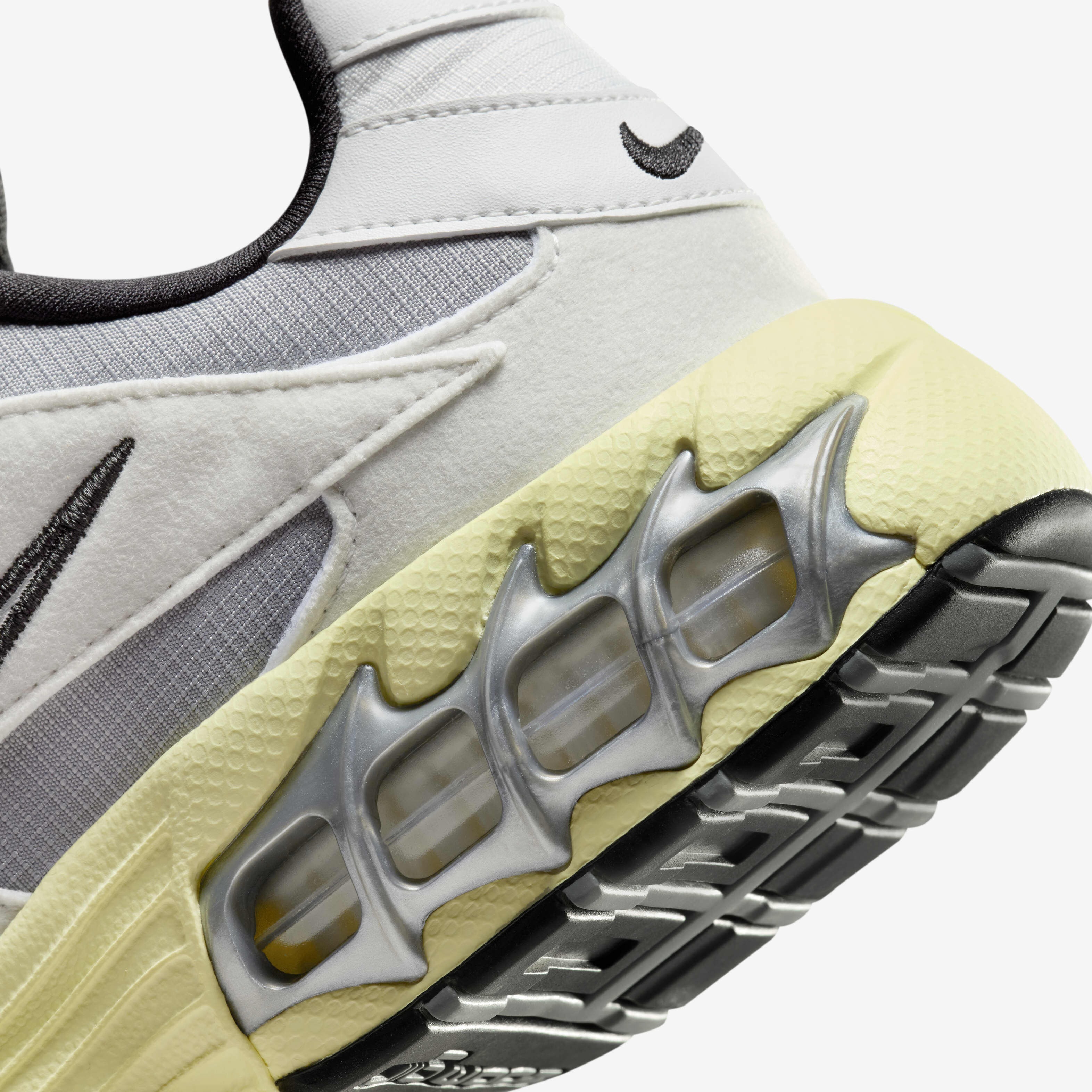 Кроссовки женские Nike Zoom Air Fire DV1129-003 36 (5.5 US) серые фото 8