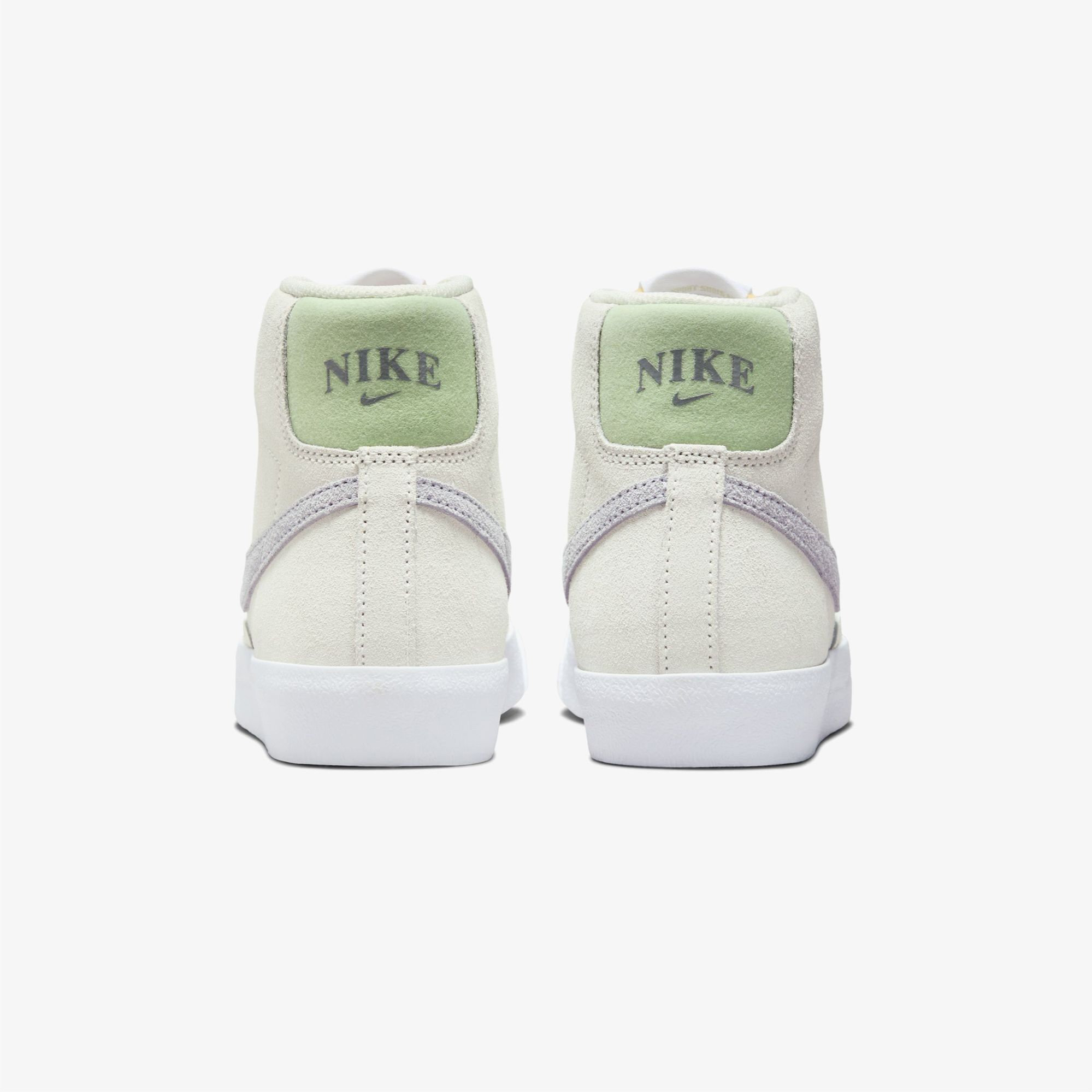 Кеди жіночі Nike Blazer Mid 77 FN7775-100 36 (5.5 US) білийфото5