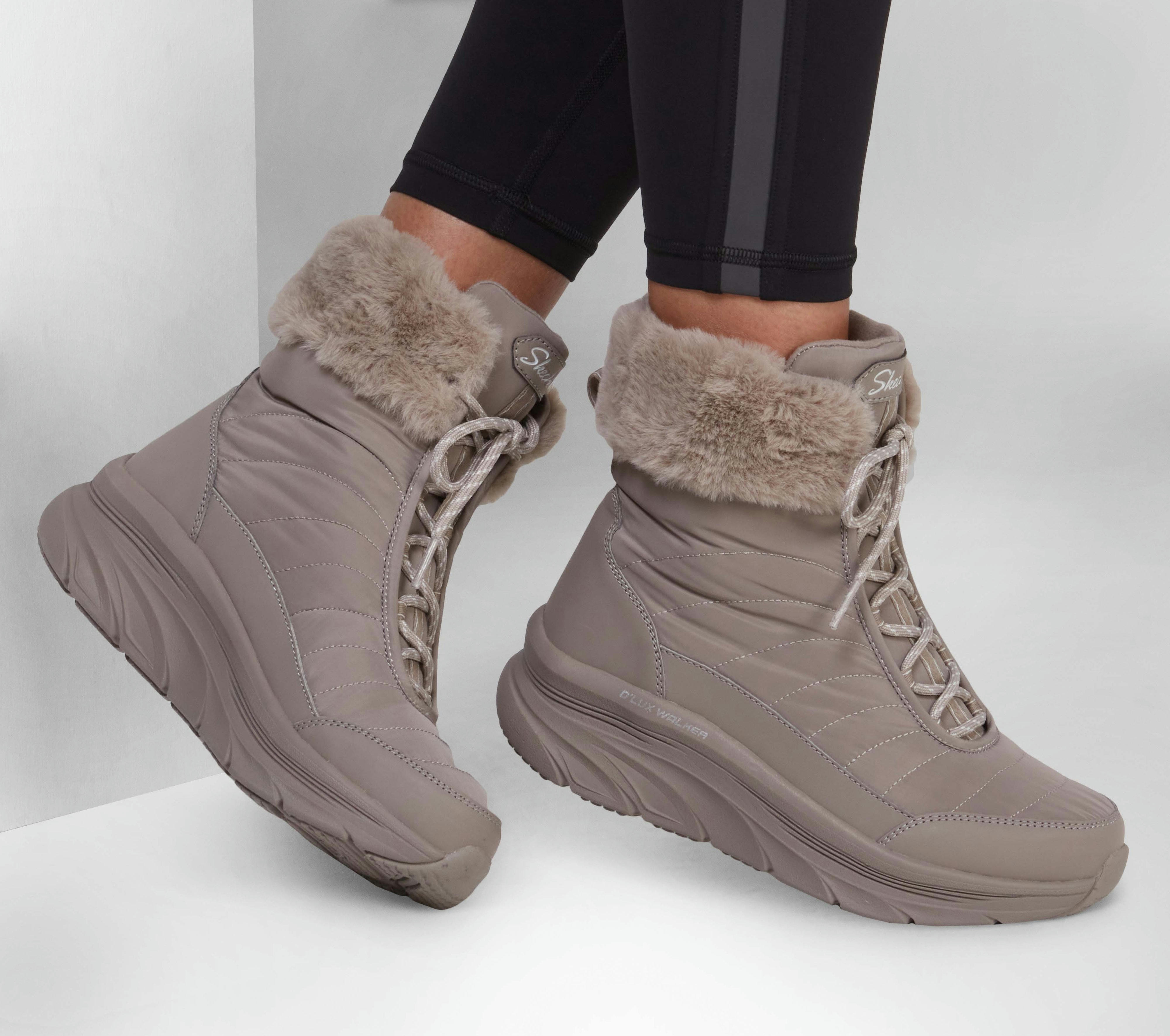 Чоботи дутики жіночі Skechers D'Lux Walker 167388 DKTP 40 (10 US) бежевіфото