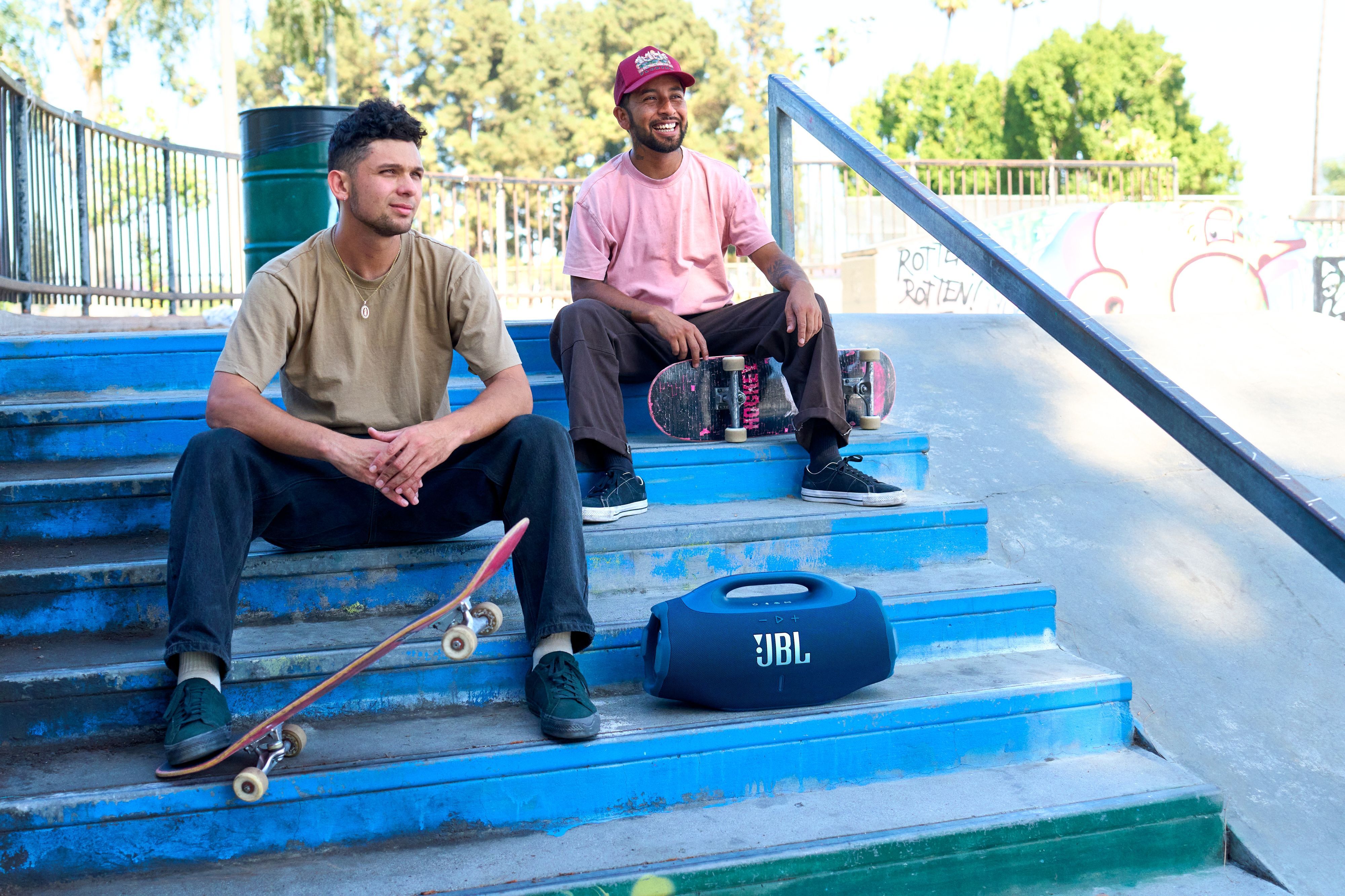 Портативная акустика JBL Boombox 4 Blue (JBLBOOMBOX4BLUEP) фото 12