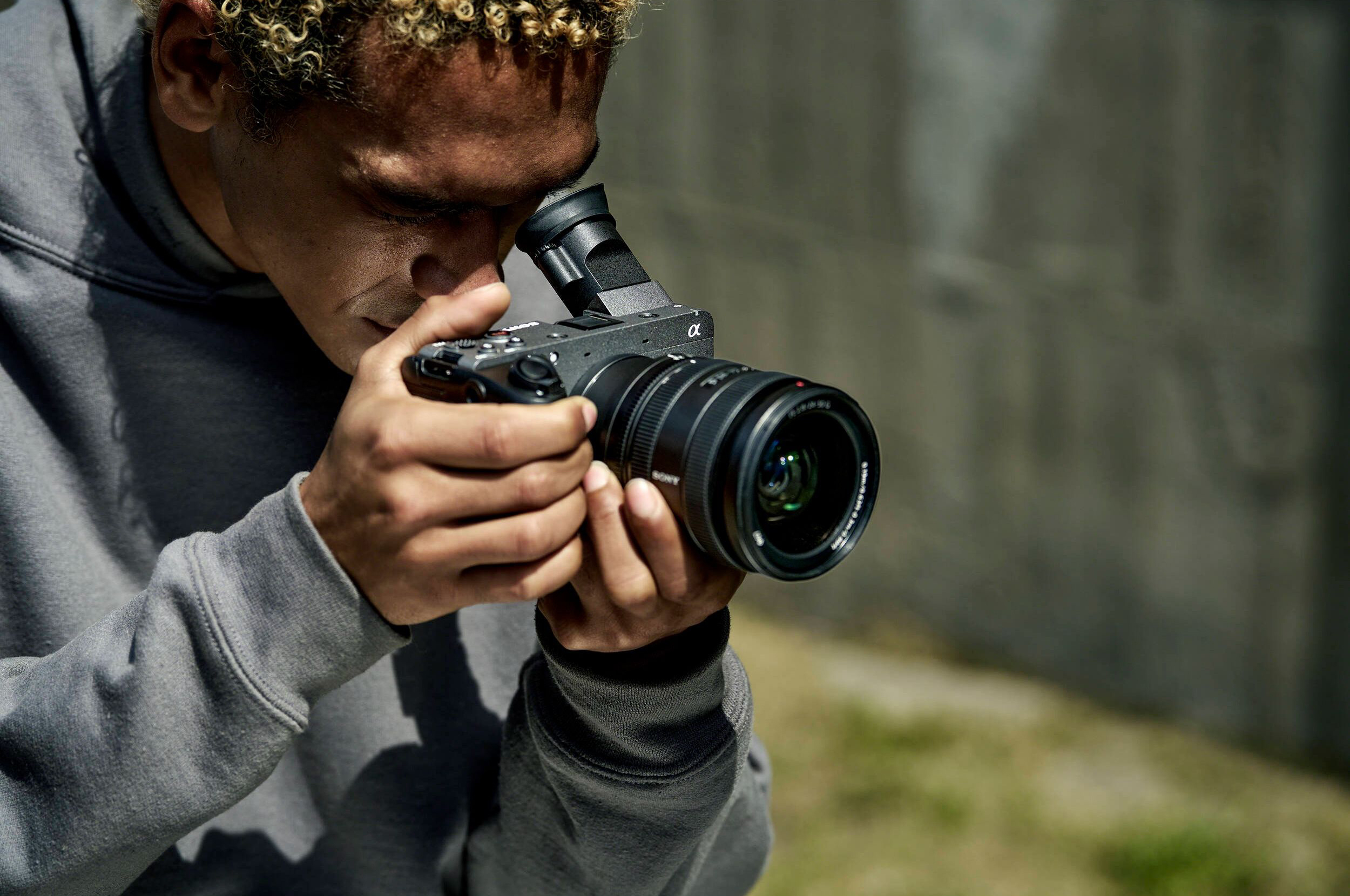 Відеокамера SONY FX2 Body (IILMEFX2B.CEC)фото18