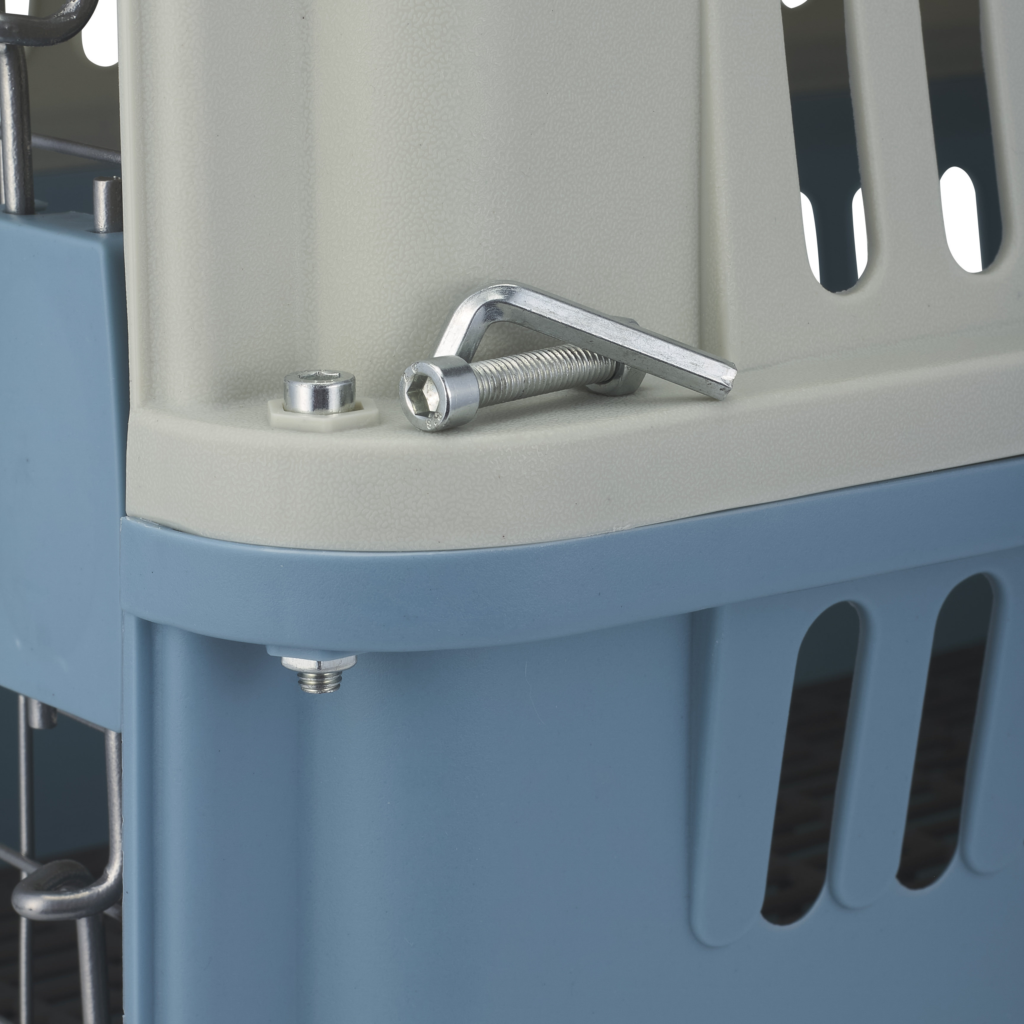 Переноска для котів та собак AnimAll блакитна PS-01 48x32x30 смфото7