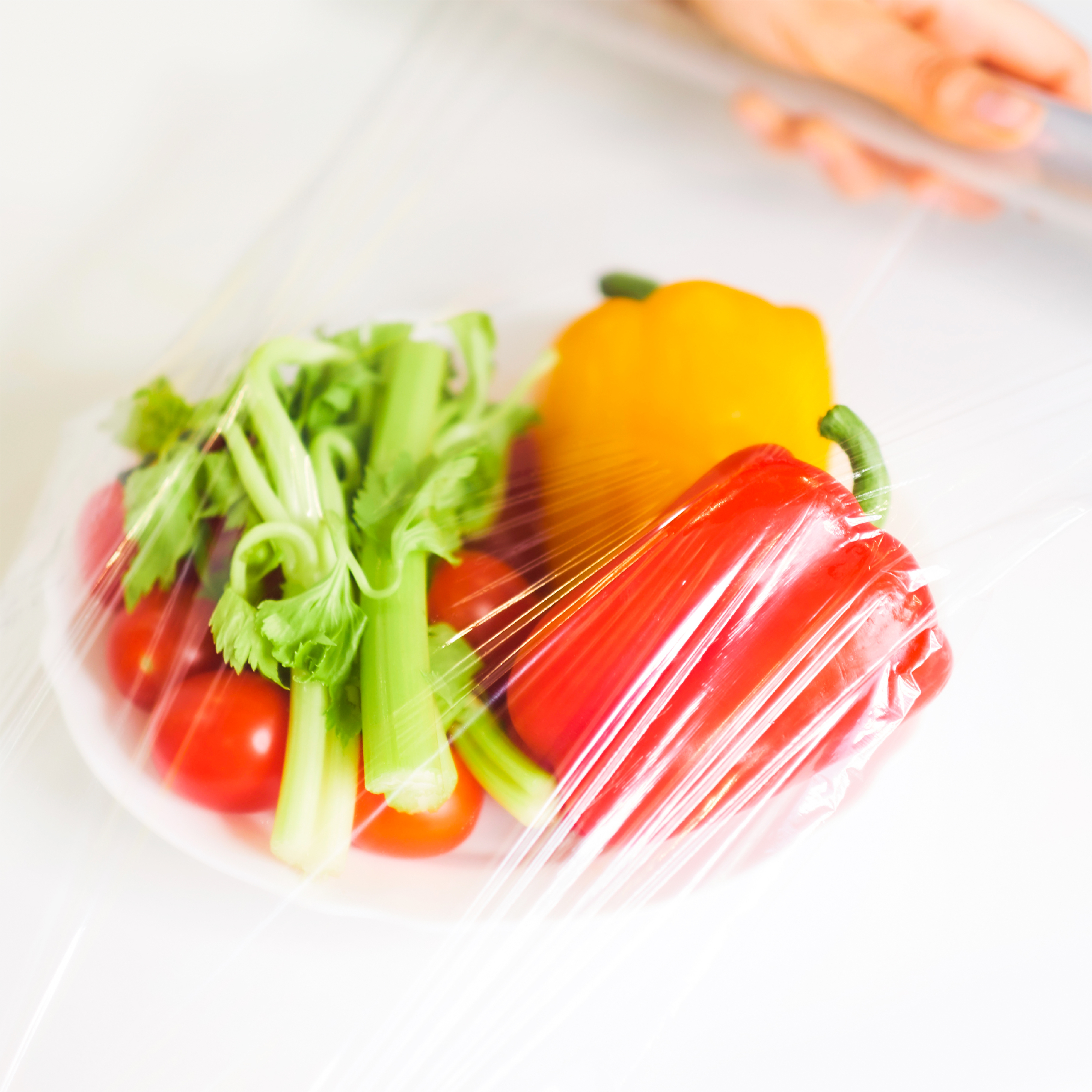 Пищевая пленка Chisto с безопасным ножом 100 м фото 3