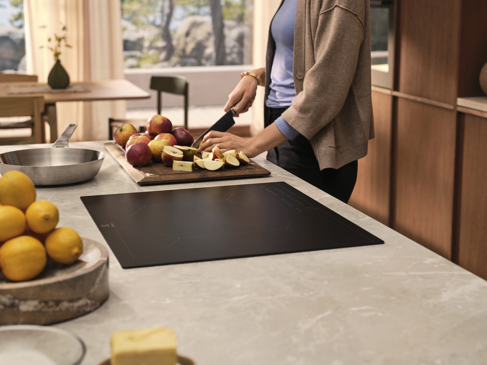 Варочная поверхность Electrolux индукционная EIV63443CT фото 5