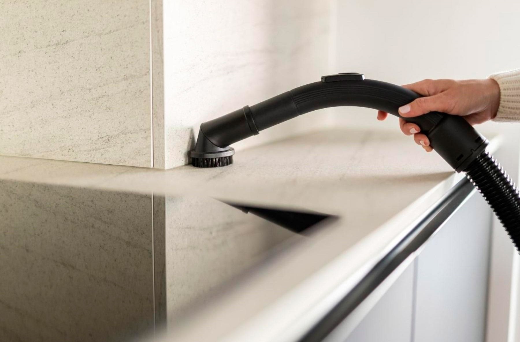 Пылесос мешковый Gorenje VC2221G4EW фото 8